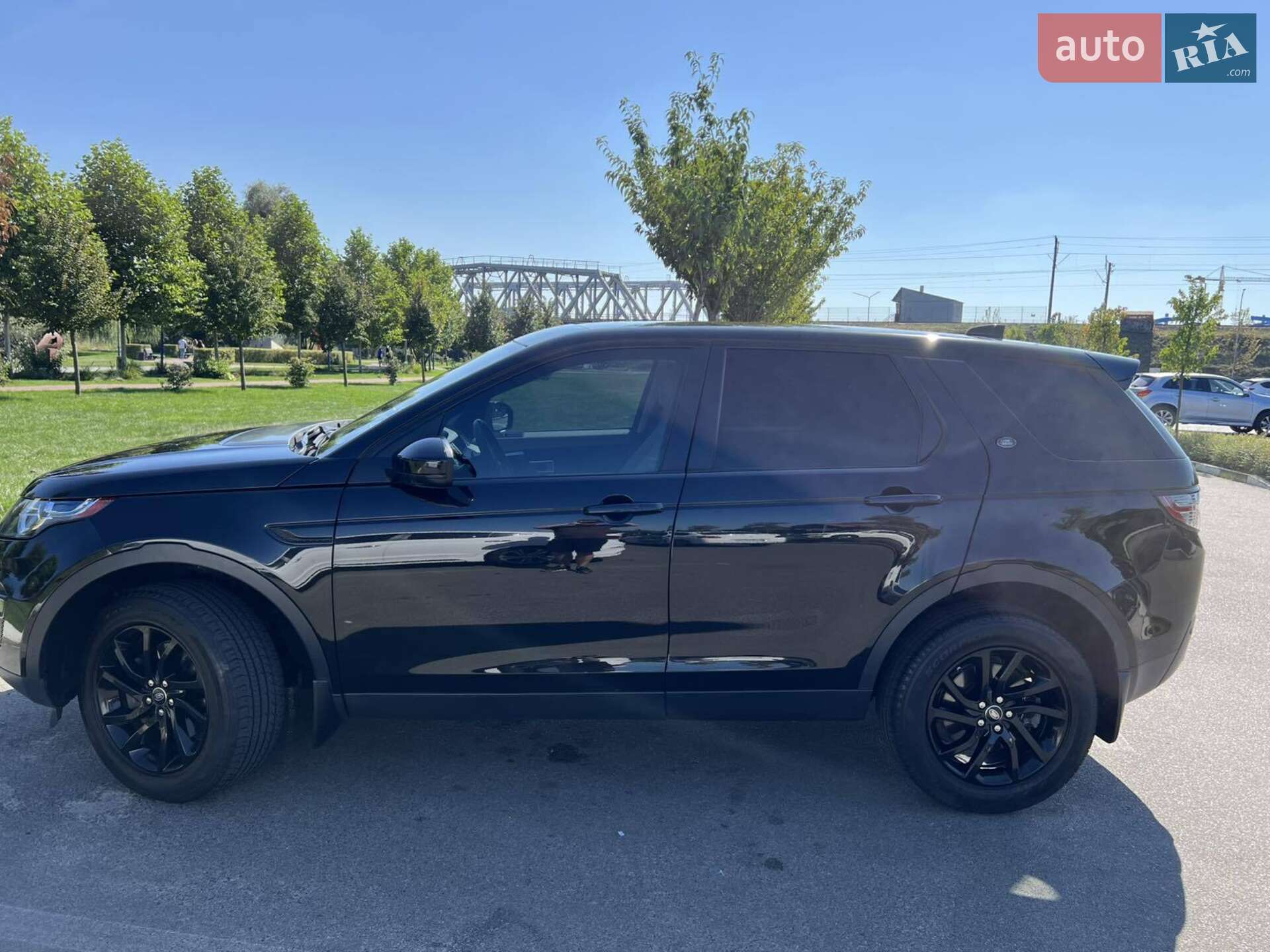 Land Rover Discovery Sport 2019 VIN SALCR2FX7KH818759 фото оголошення 7 з 28