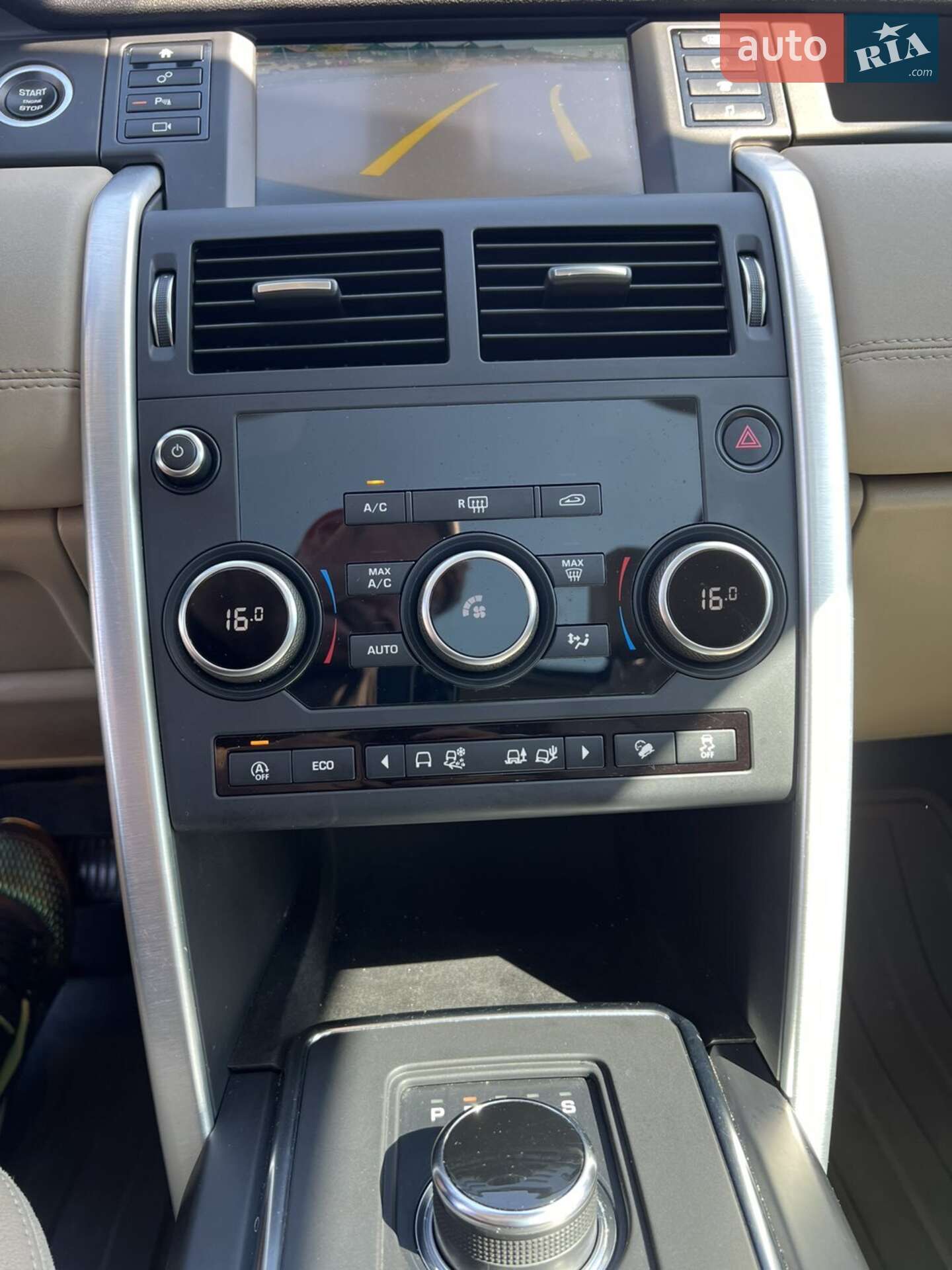Land Rover Discovery Sport 2019 VIN SALCR2FX7KH818759 фото оголошення 12 з 28
