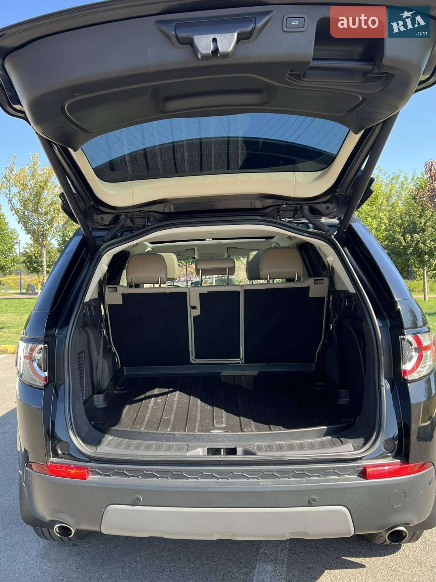 Land Rover Discovery Sport 2019 VIN SALCR2FX7KH818759 фото оголошення 26 з 28