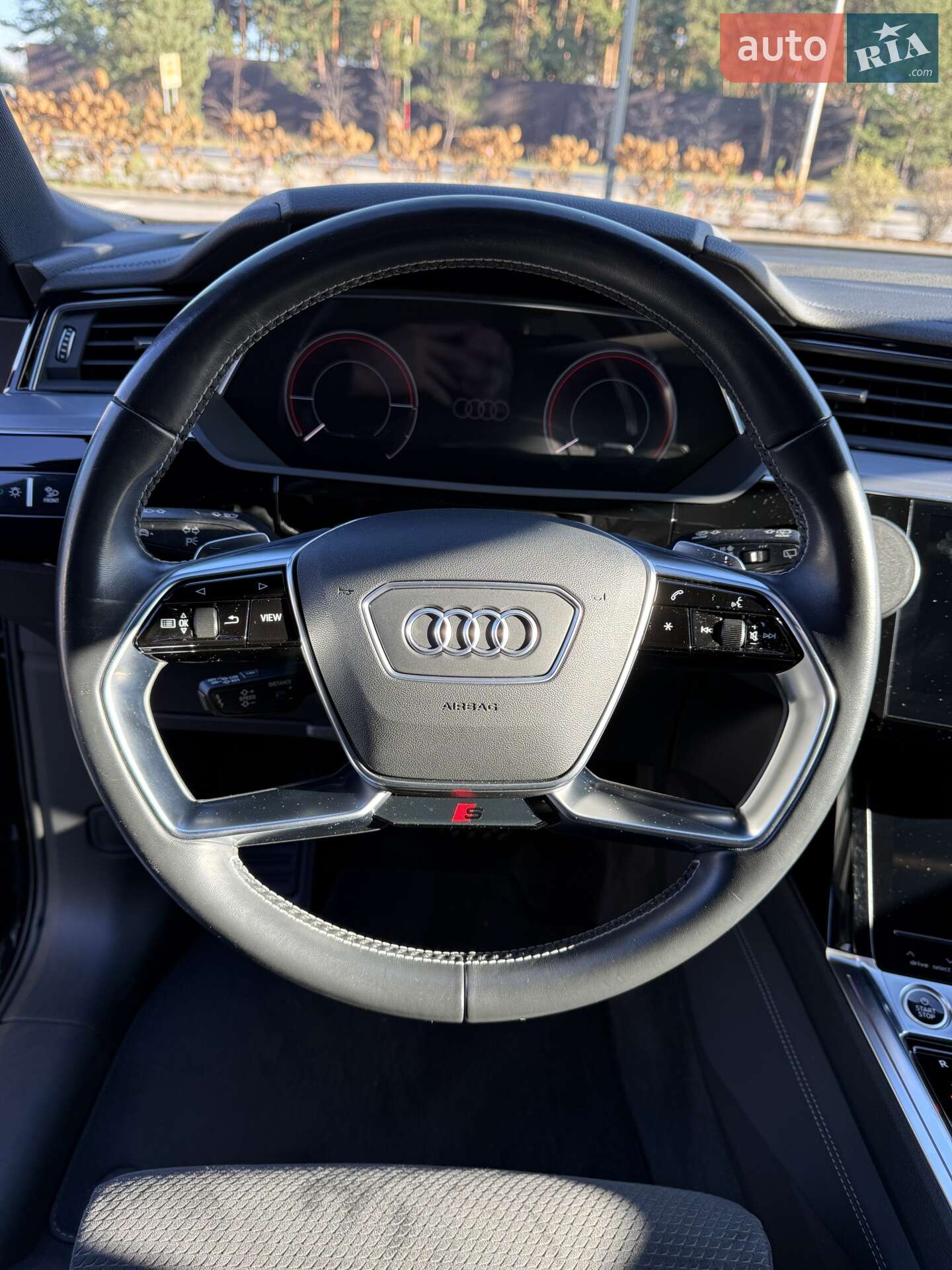 Audi e-tron 2021 VIN WAUZZZGEXMB024851 фото оголошення 8 з 16