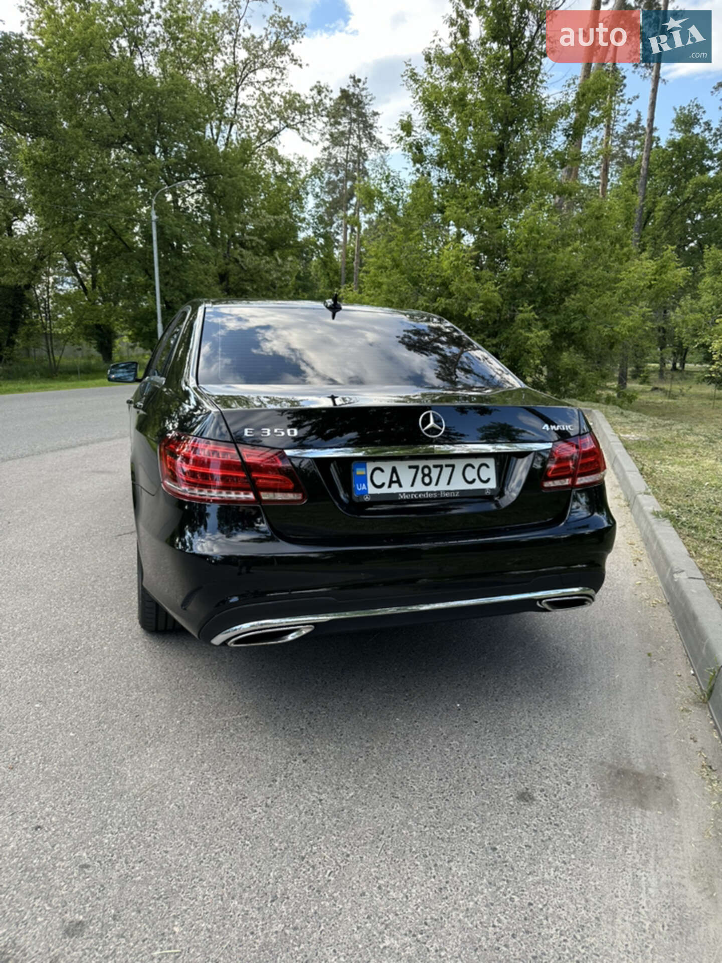Mercedes-Benz E-Class 2013 VIN WDDHF8JB0EA845454 фото оголошення 5 з 20