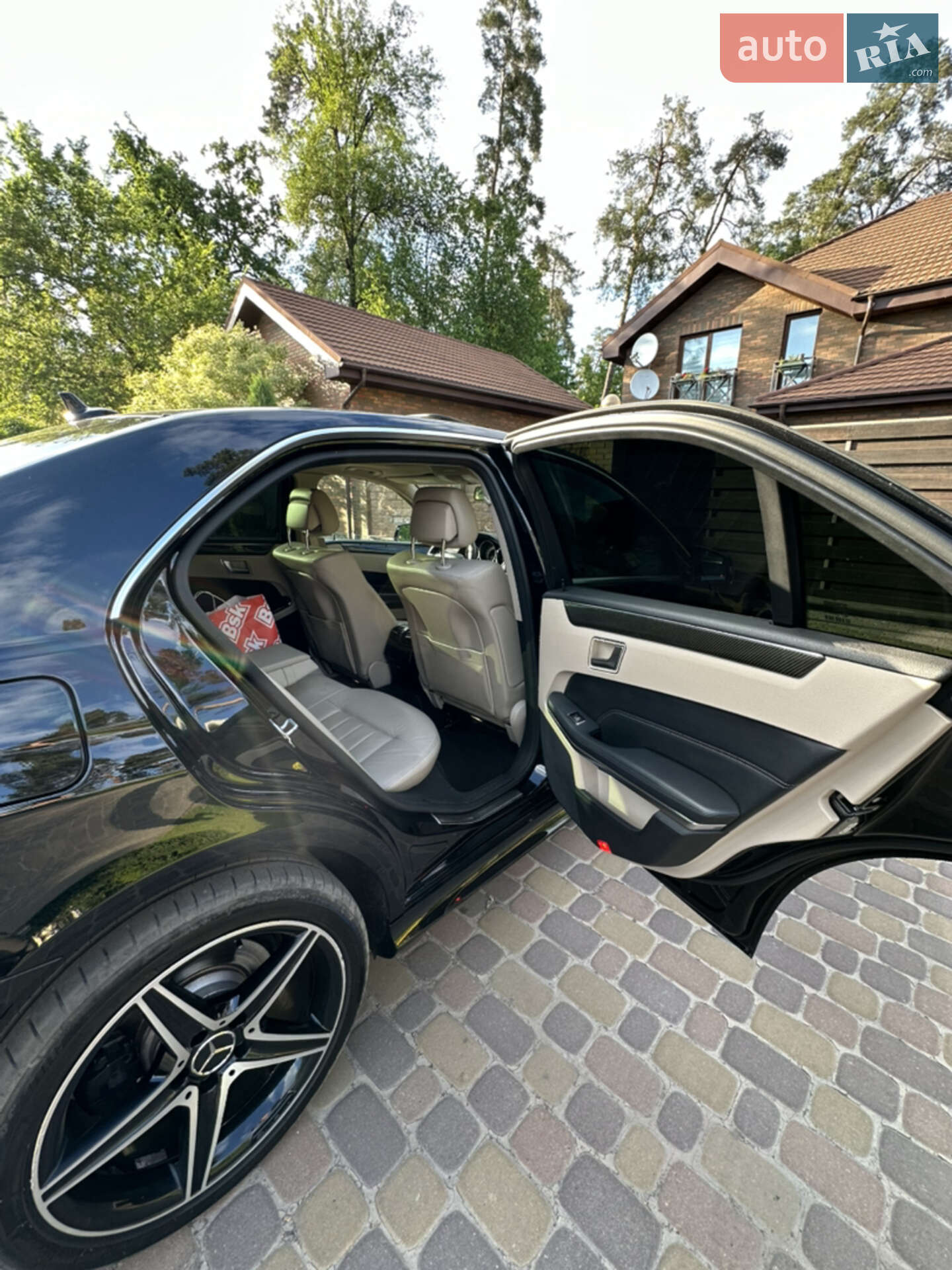Mercedes-Benz E-Class 2013 VIN WDDHF8JB0EA845454 фото оголошення 19 з 20
