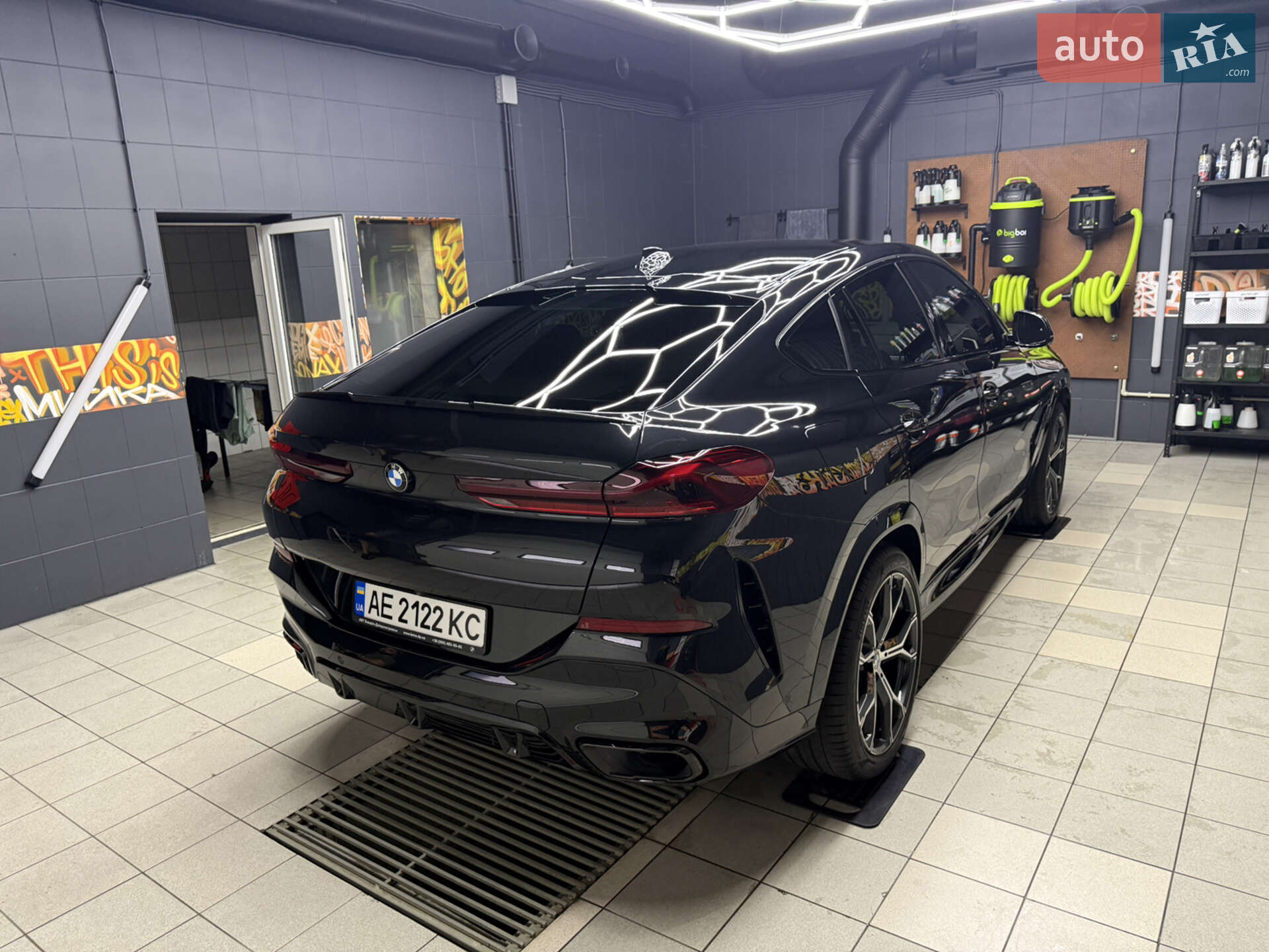 BMW X6 2021 VIN WBACY610009G95311 фото оголошення 3 з 10