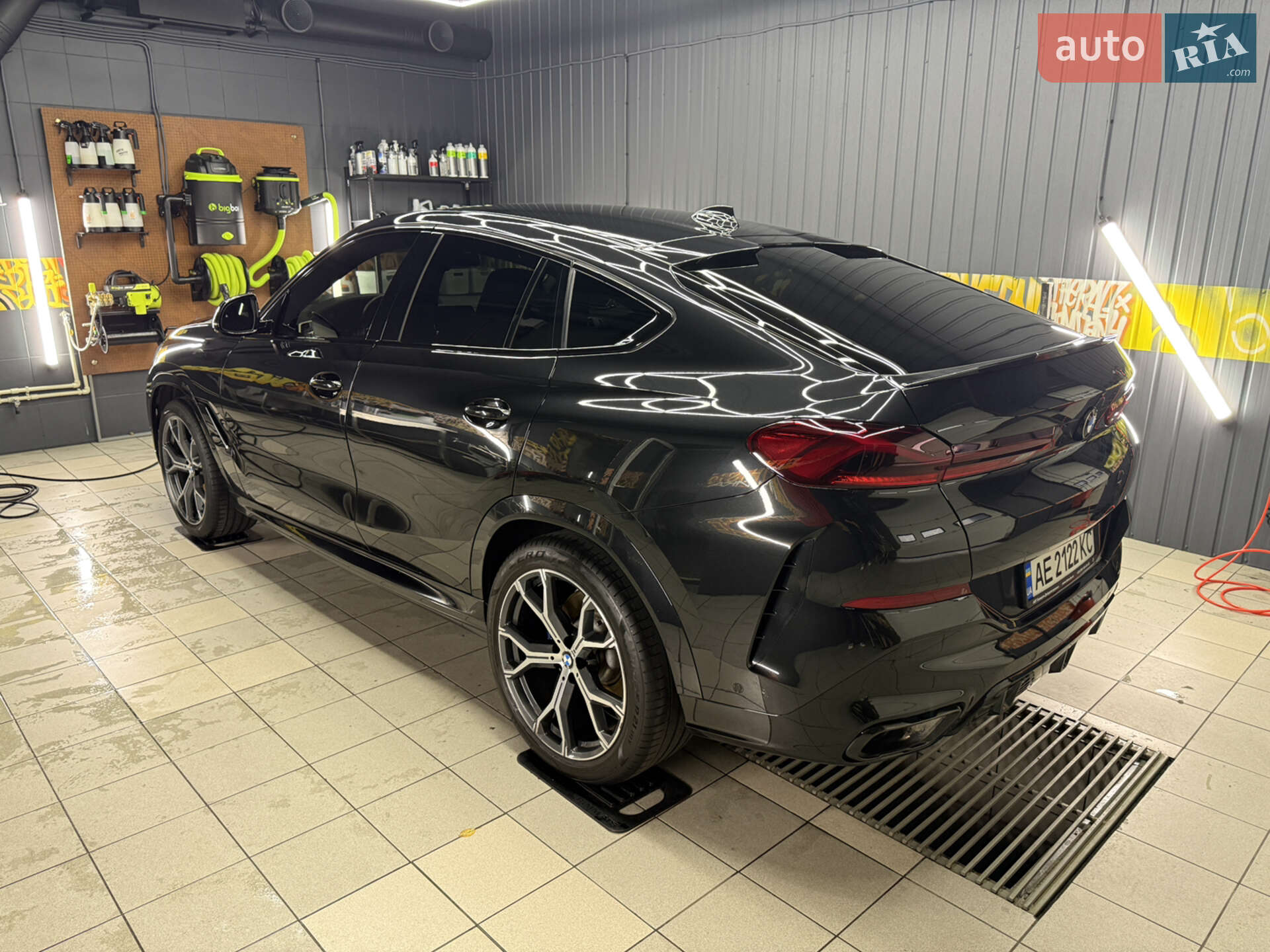 BMW X6 2021 VIN WBACY610009G95311 фото оголошення 4 з 10