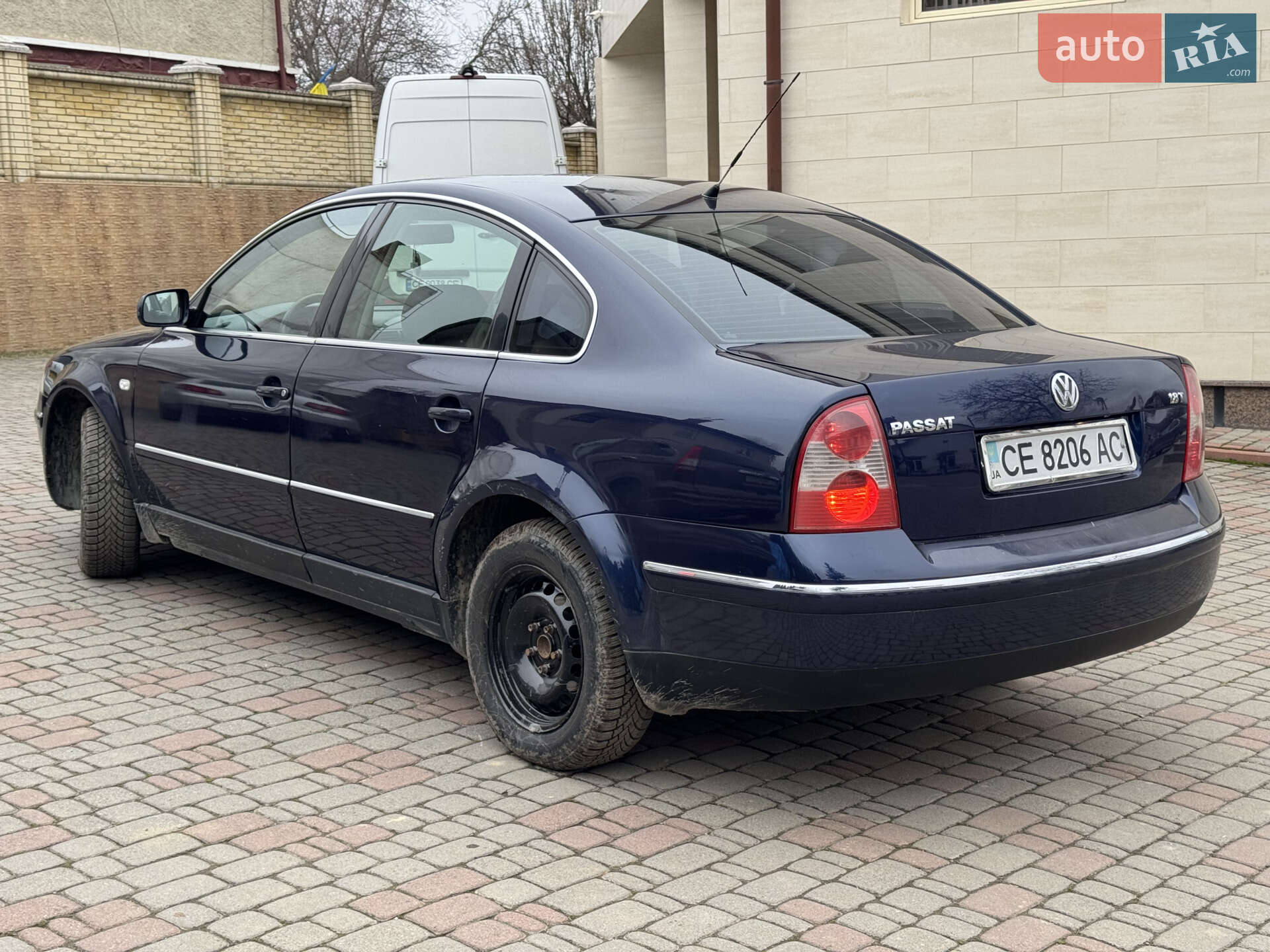 Volkswagen Passat 2003 VIN WVWZZZ3BZ3P338573 фото оголошення 2 з 10