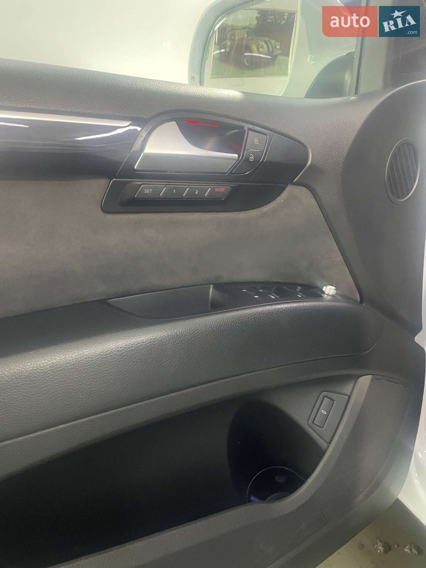 Audi Q7 2013 VIN WAUZZZ4L1ED000737 фото оголошення 27 з 45