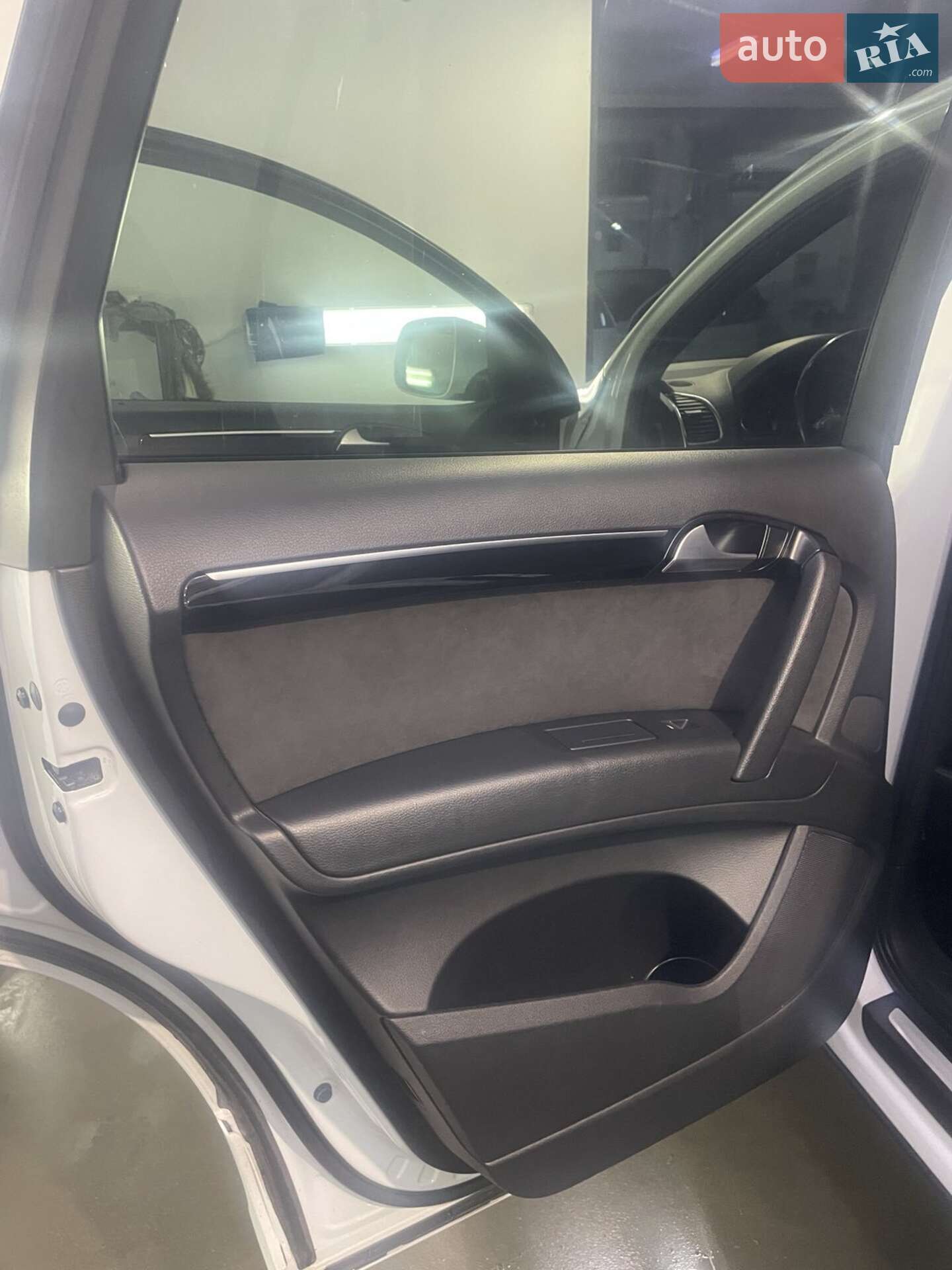 Audi Q7 2013 VIN WAUZZZ4L1ED000737 фото оголошення 28 з 45