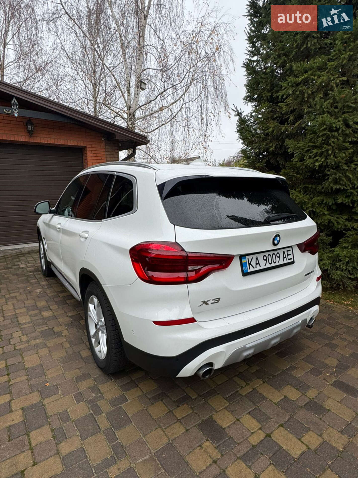BMW X3 2019 VIN 5UXTY3C08LLE55430 фото оголошення 2 з 20