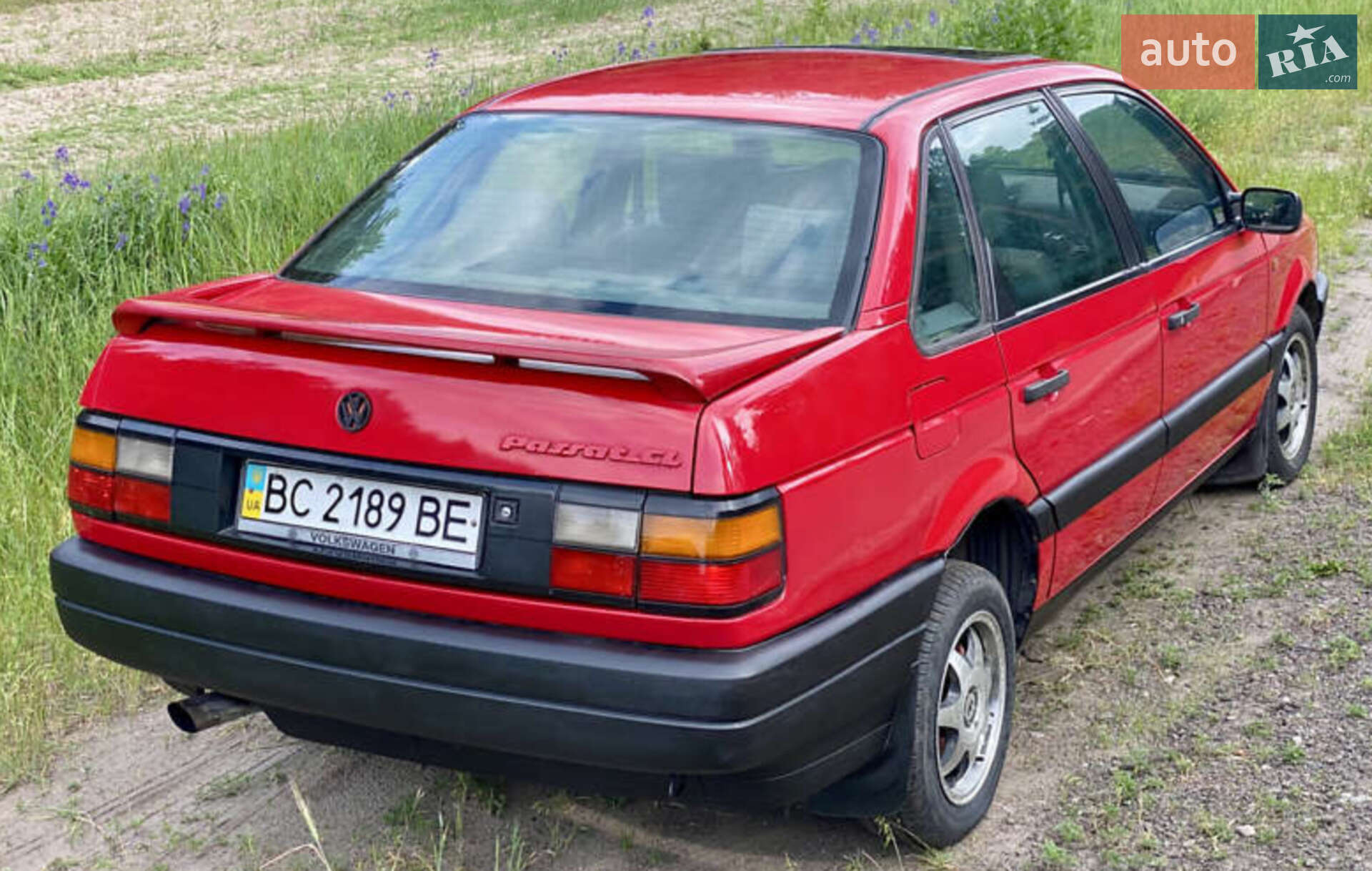 Volkswagen Passat 1992 VIN WVWZZZ31ZNE016696 фото оголошення 4 з 14