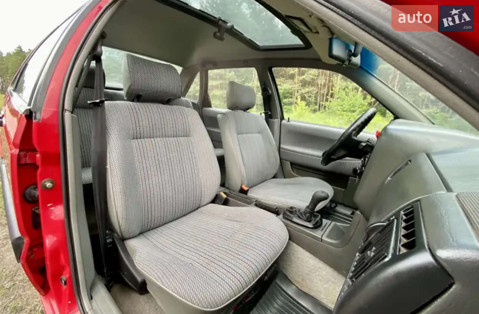 Volkswagen Passat 1992 VIN WVWZZZ31ZNE016696 фото оголошення 8 з 14