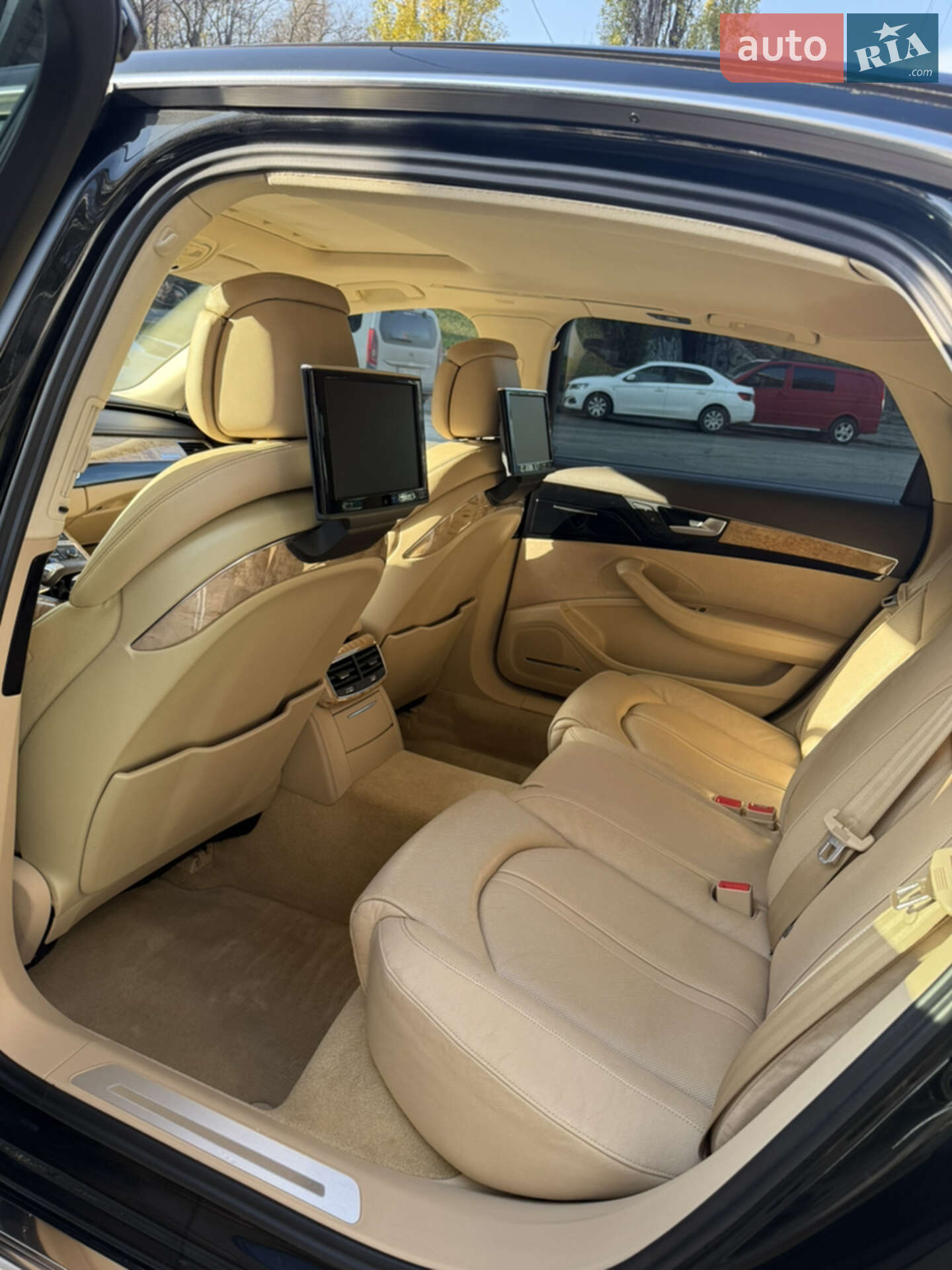 Audi A8 2013 VIN WAURGAFD2DN024678 фото оголошення 19 з 19