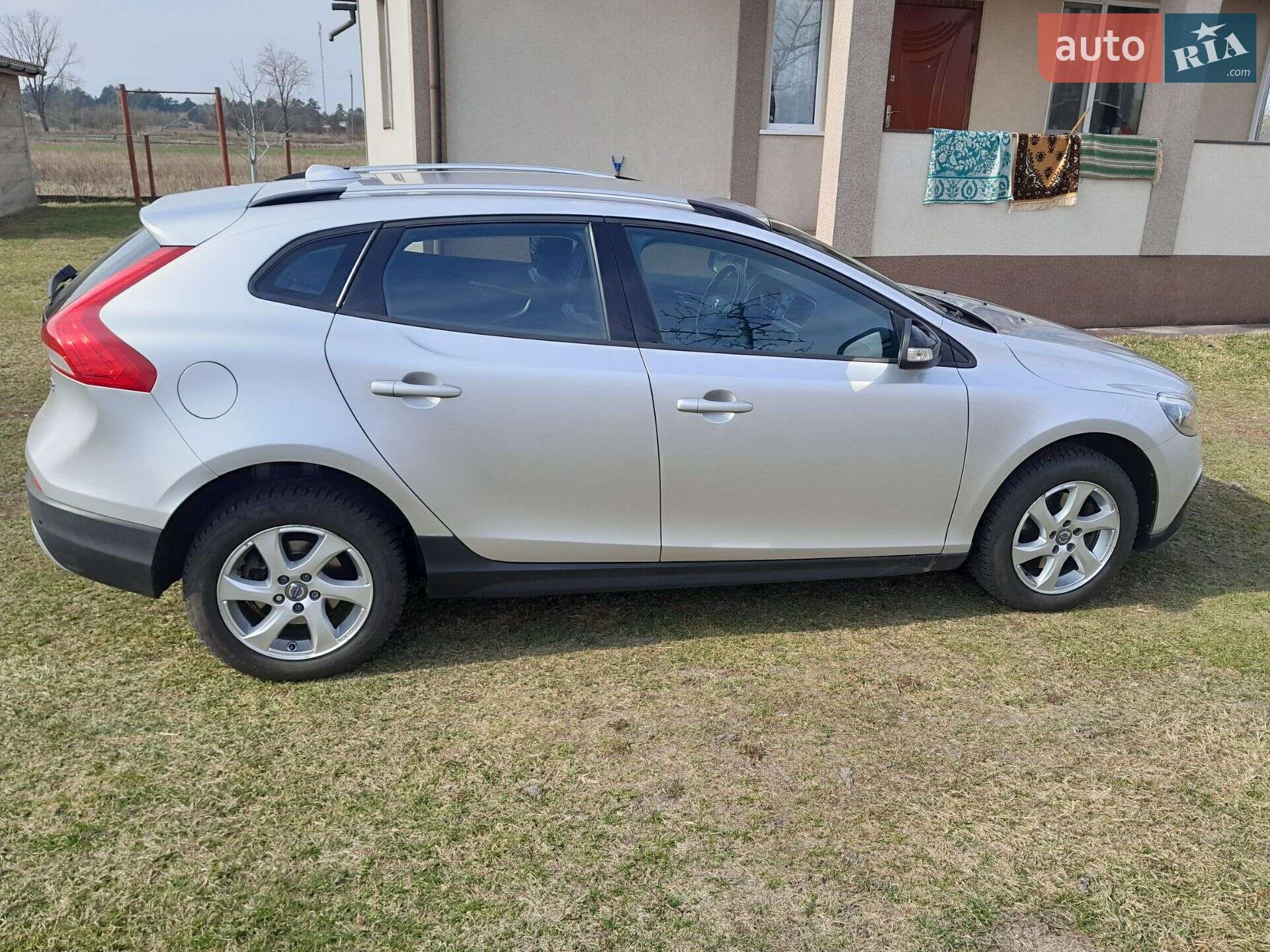 Volvo V40 Cross Country 2015 VIN YV1MZ8451F2078836 фото оголошення 22 з 39
