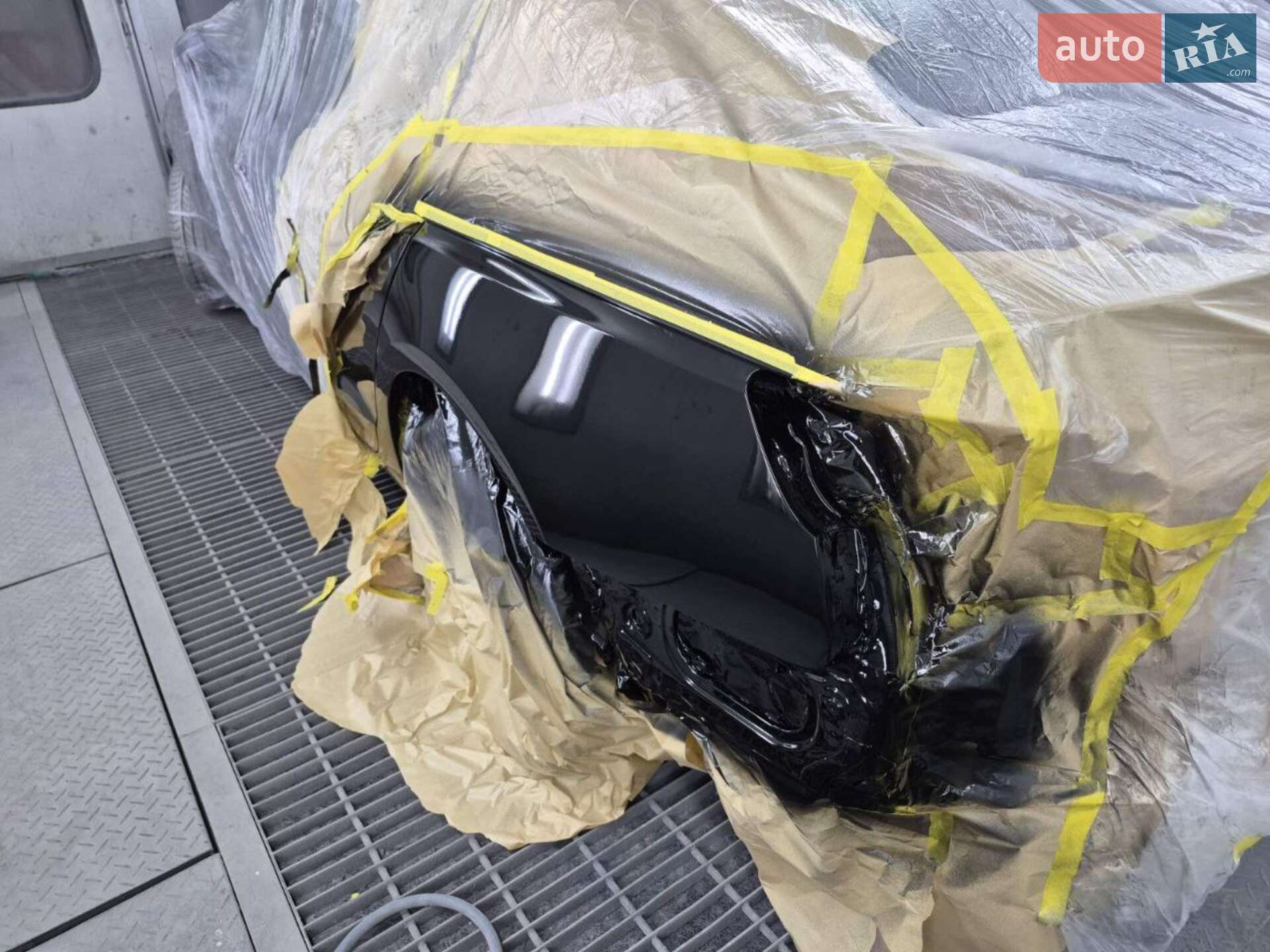 Audi A4 2022 VIN WAUBBAF47PN001434 фото оголошення 12 з 15