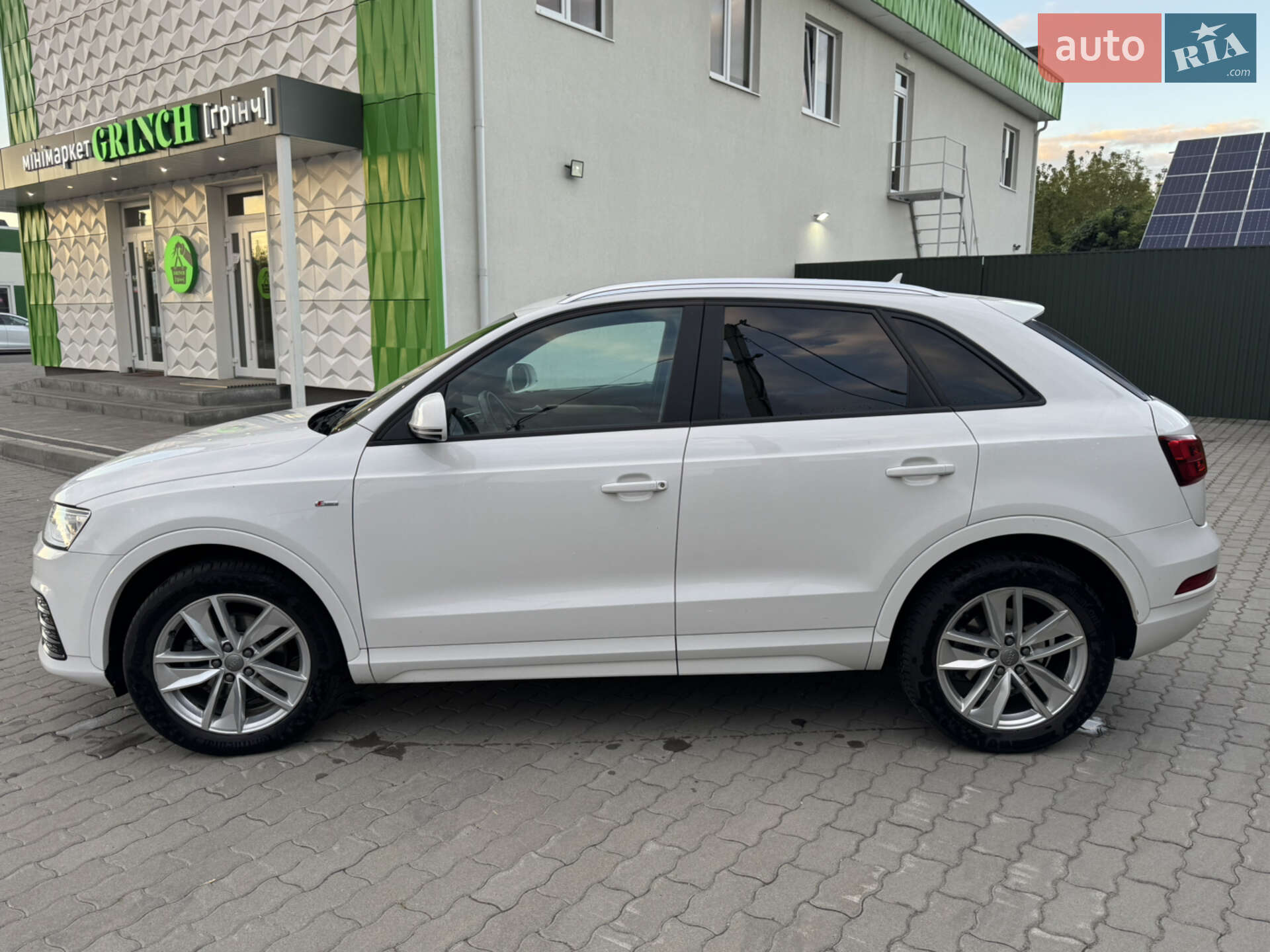 Audi Q3 2018 VIN WA1BCCFS7JR029576 фото оголошення 13 з 36