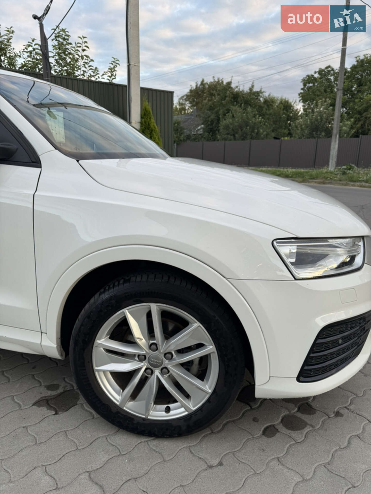 Audi Q3 2018 VIN WA1BCCFS7JR029576 фото оголошення 14 з 36