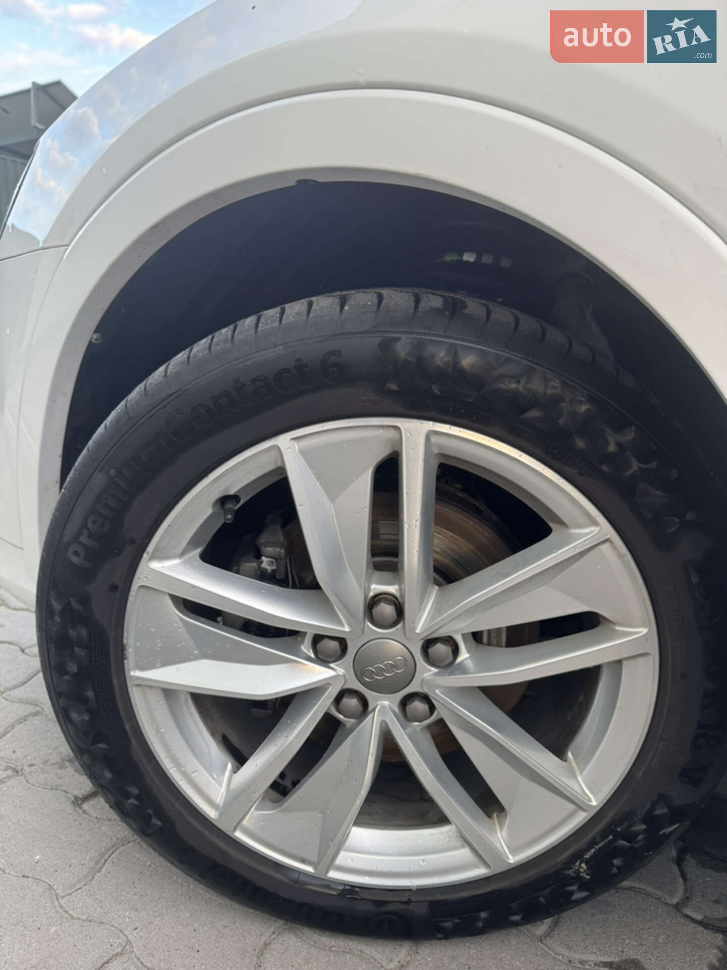 Audi Q3 2018 VIN WA1BCCFS7JR029576 фото оголошення 15 з 36