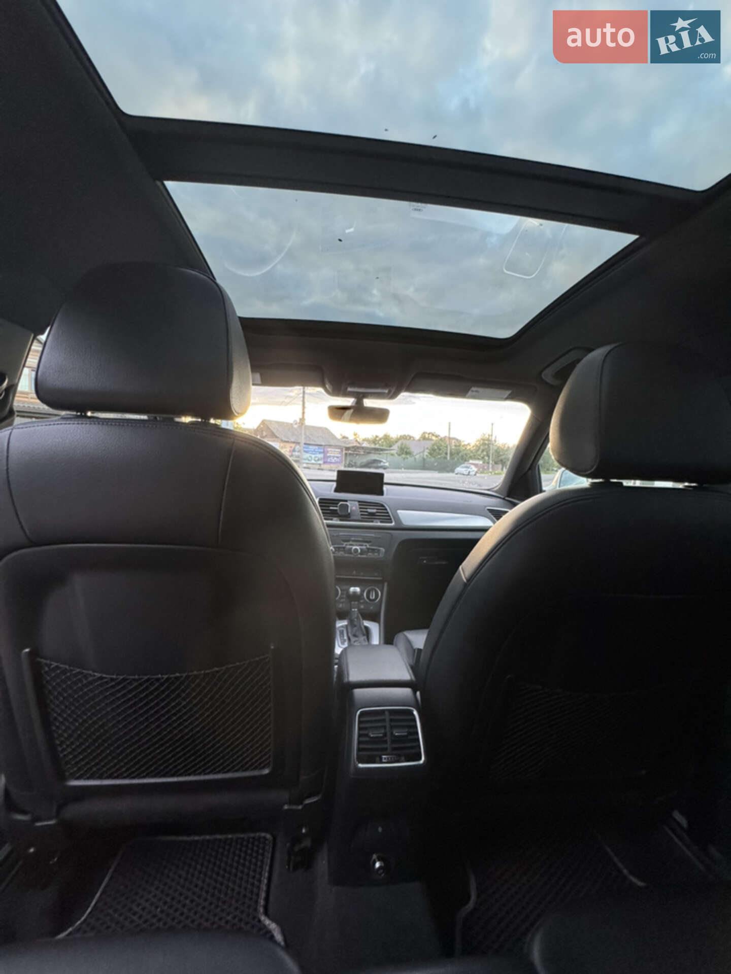 Audi Q3 2018 VIN WA1BCCFS7JR029576 фото оголошення 29 з 36