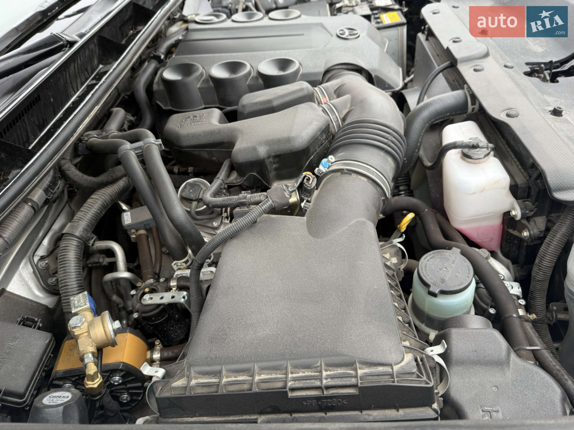 Toyota Land Cruiser Prado 2022 VIN JTEBU3FJX0K220423 фото оголошення 26 з 33