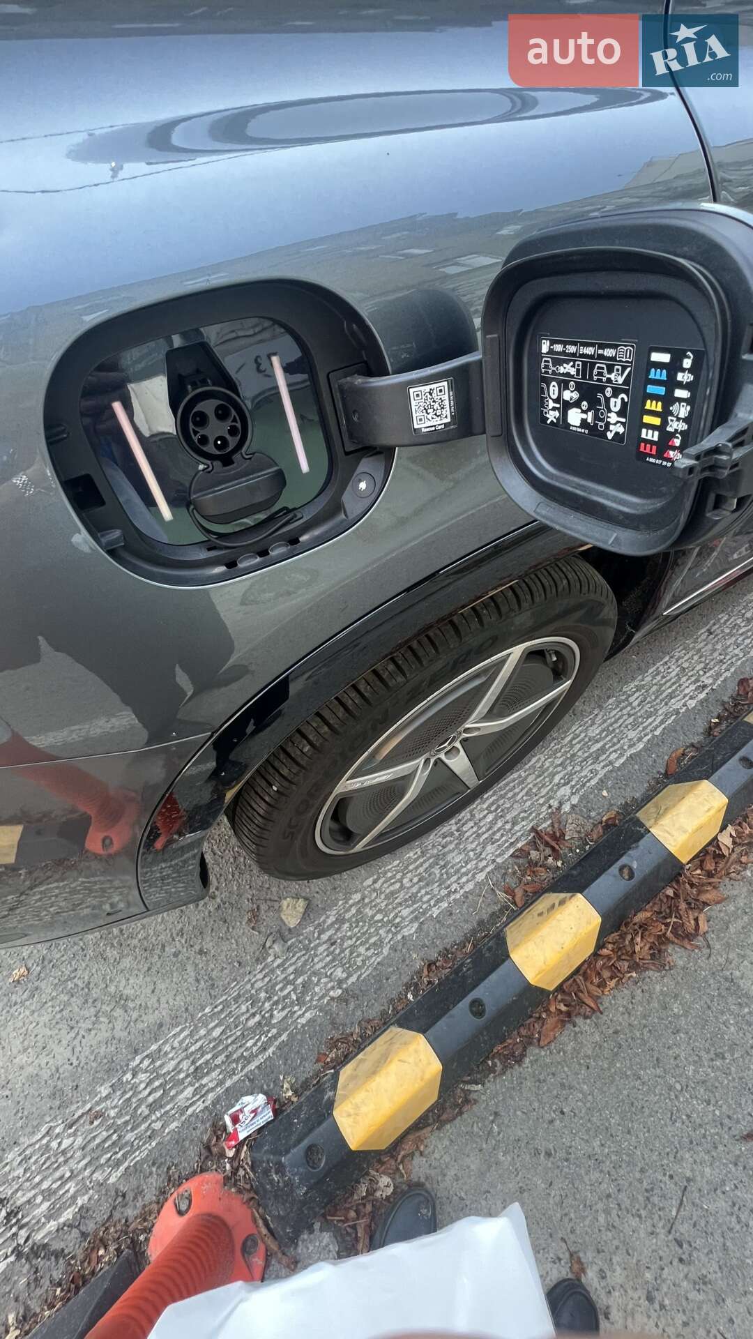 Mercedes-Benz EQS SUV 2023 VIN 4JGDM4EB6PA014752 фото оголошення 9 з 39