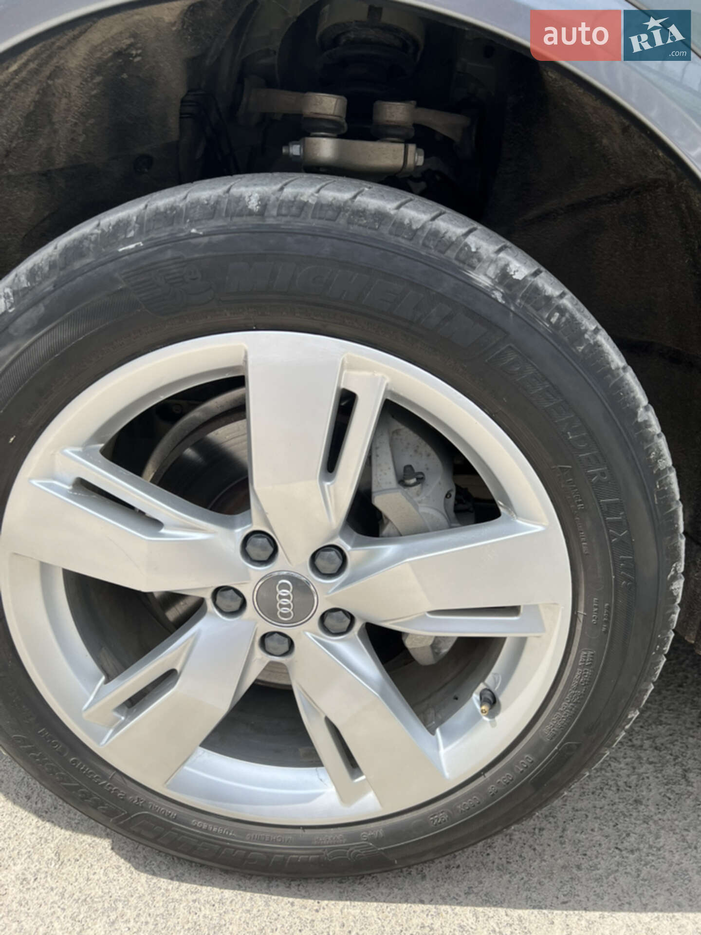 Audi Q5 2017 VIN WA1ANAFY6J2078470 фото оголошення 12 з 50