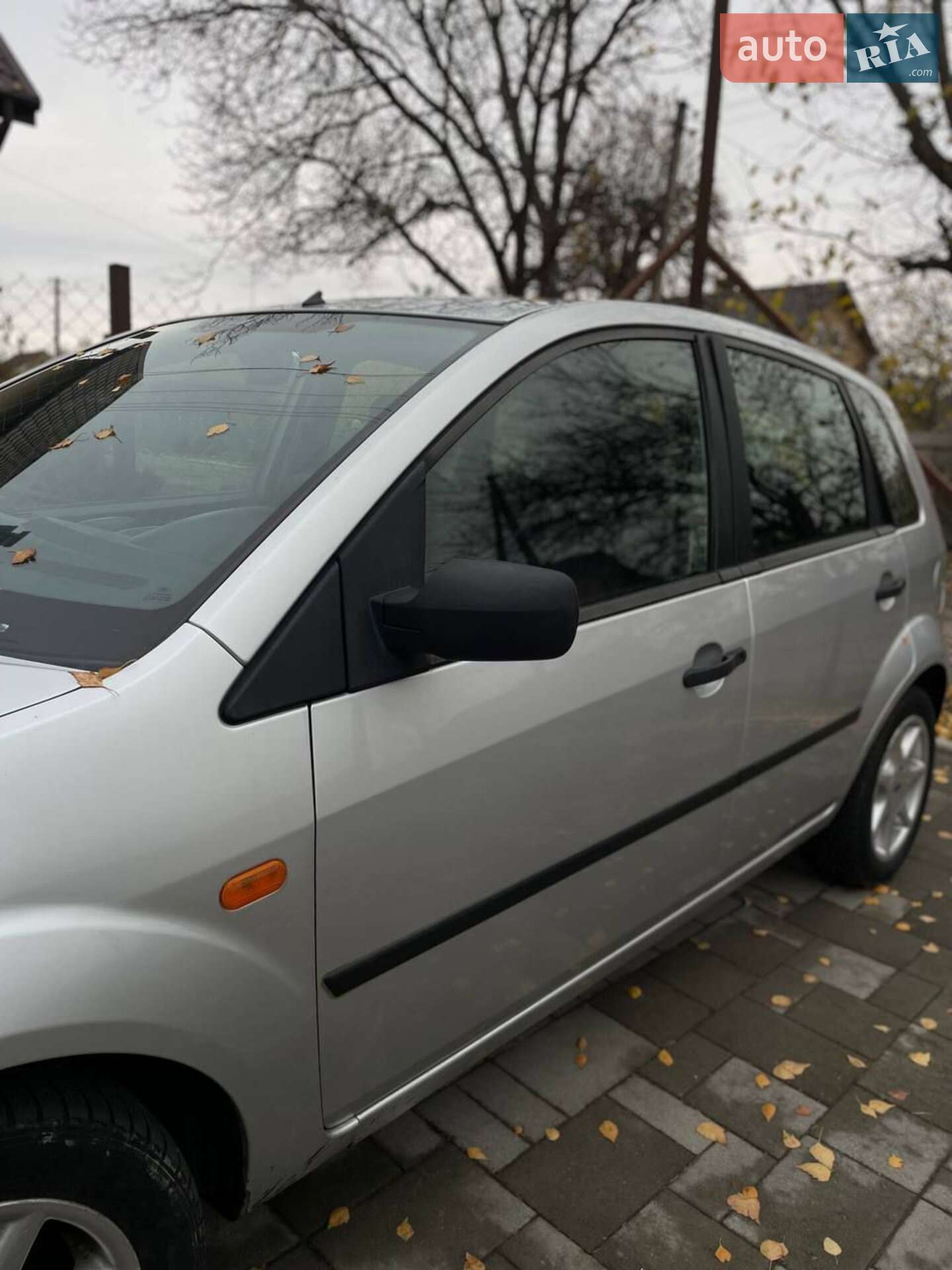 Ford Fiesta 2003 VIN WF0HXXGAJH3E04691 фото оголошення 4 з 11