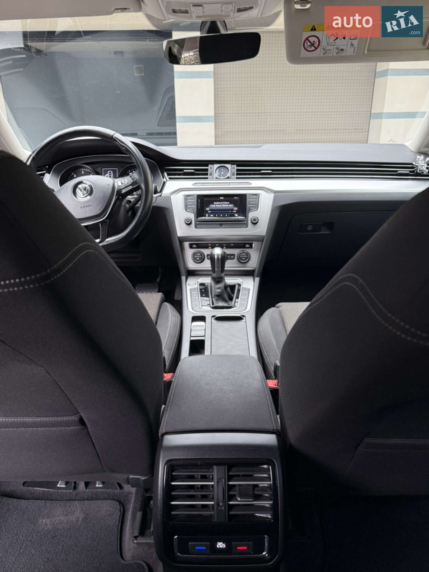 Volkswagen Passat 2017 VIN WVWZZZ3CZHE156803 фото оголошення 12 з 19