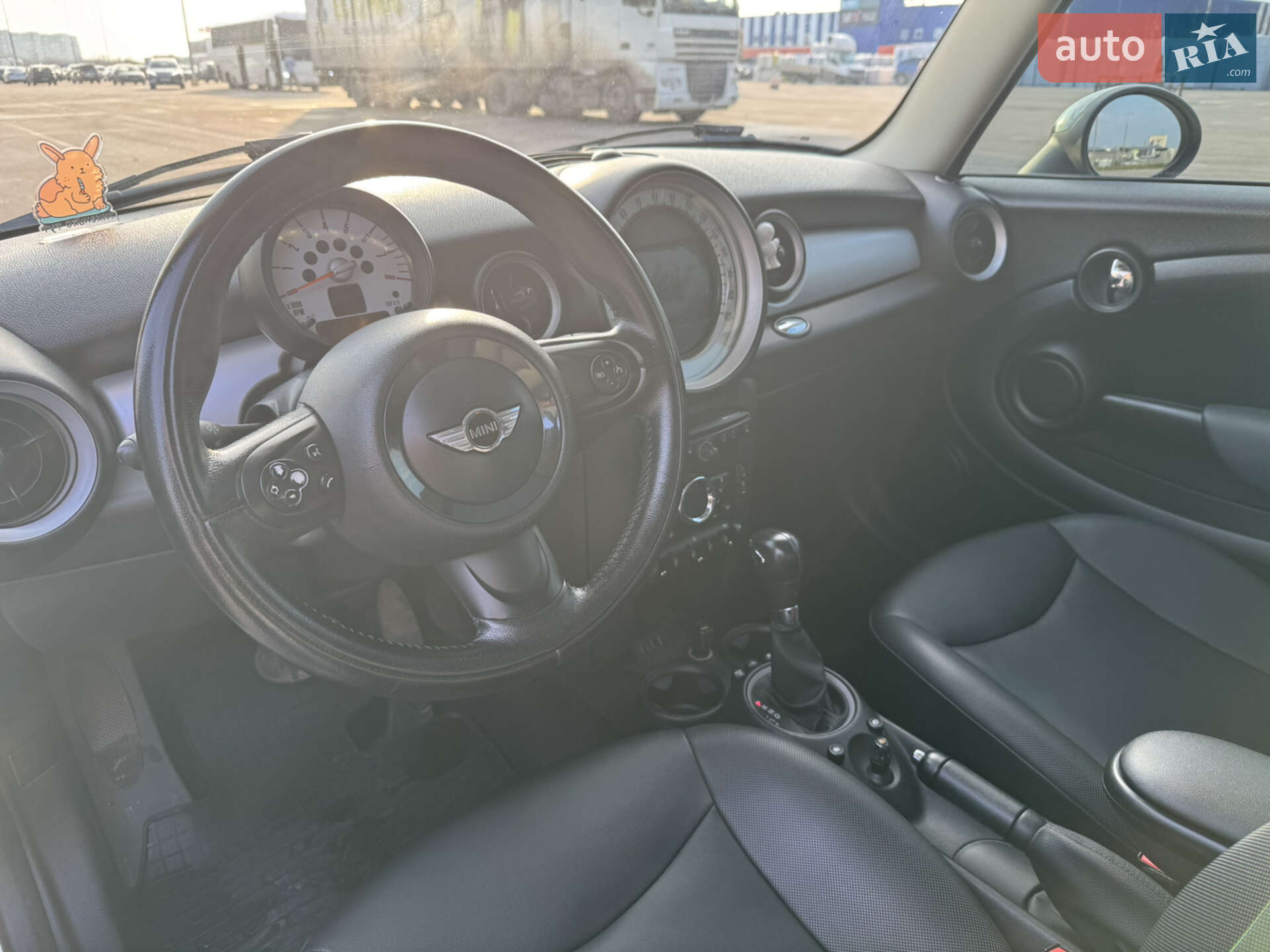 Mini Cooper 2012 VIN WMWSU3C55DT679271 фото оголошення 11 з 15