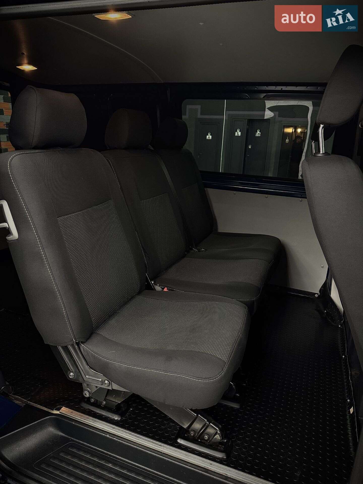 Volkswagen Transporter 2018 VIN WV1ZZZ7HZJH108528 фото оголошення 10 з 22
