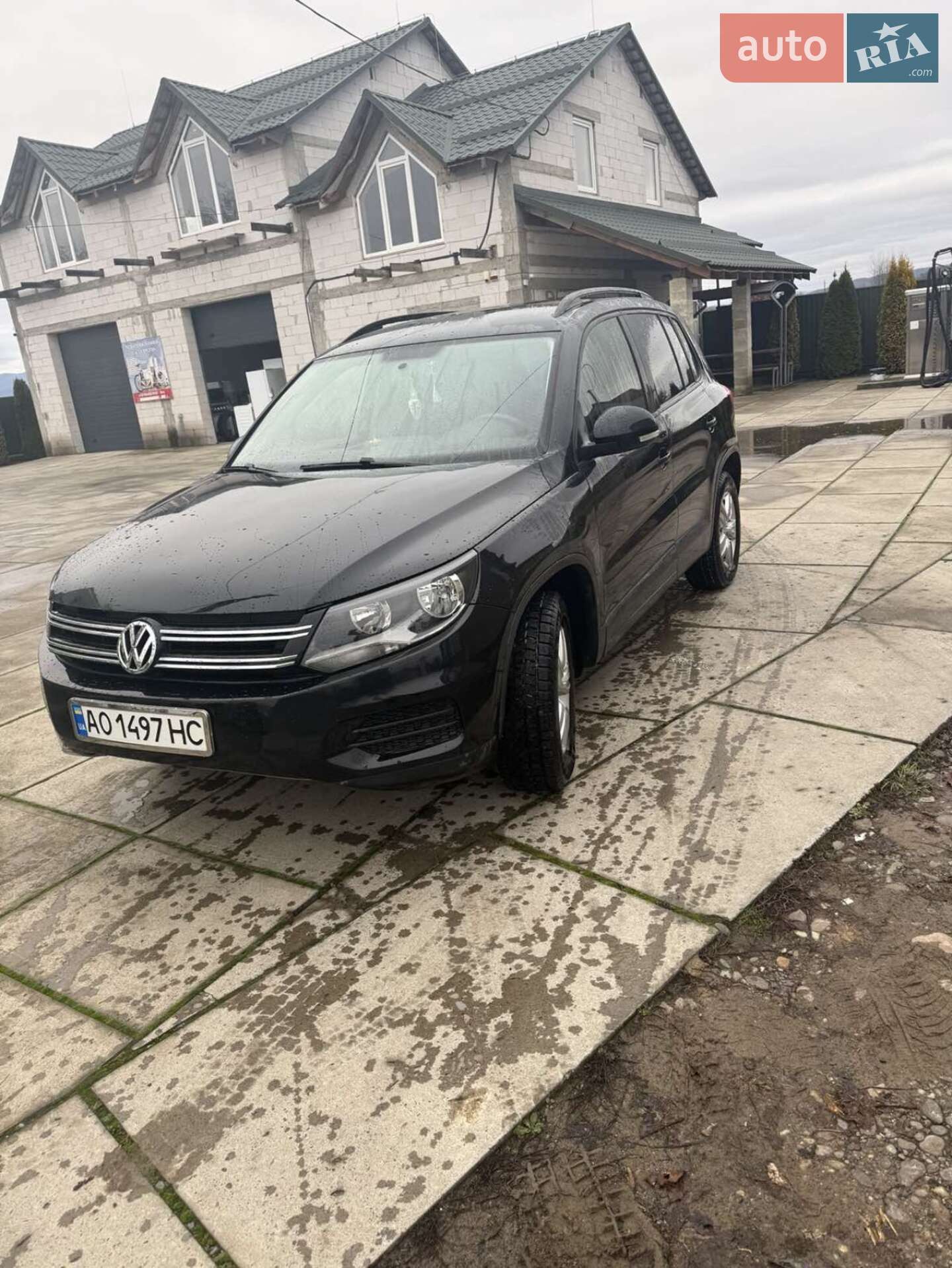 Volkswagen Tiguan 2015 VIN WVGBV7AX0FW575697 фото оголошення 2 з 30