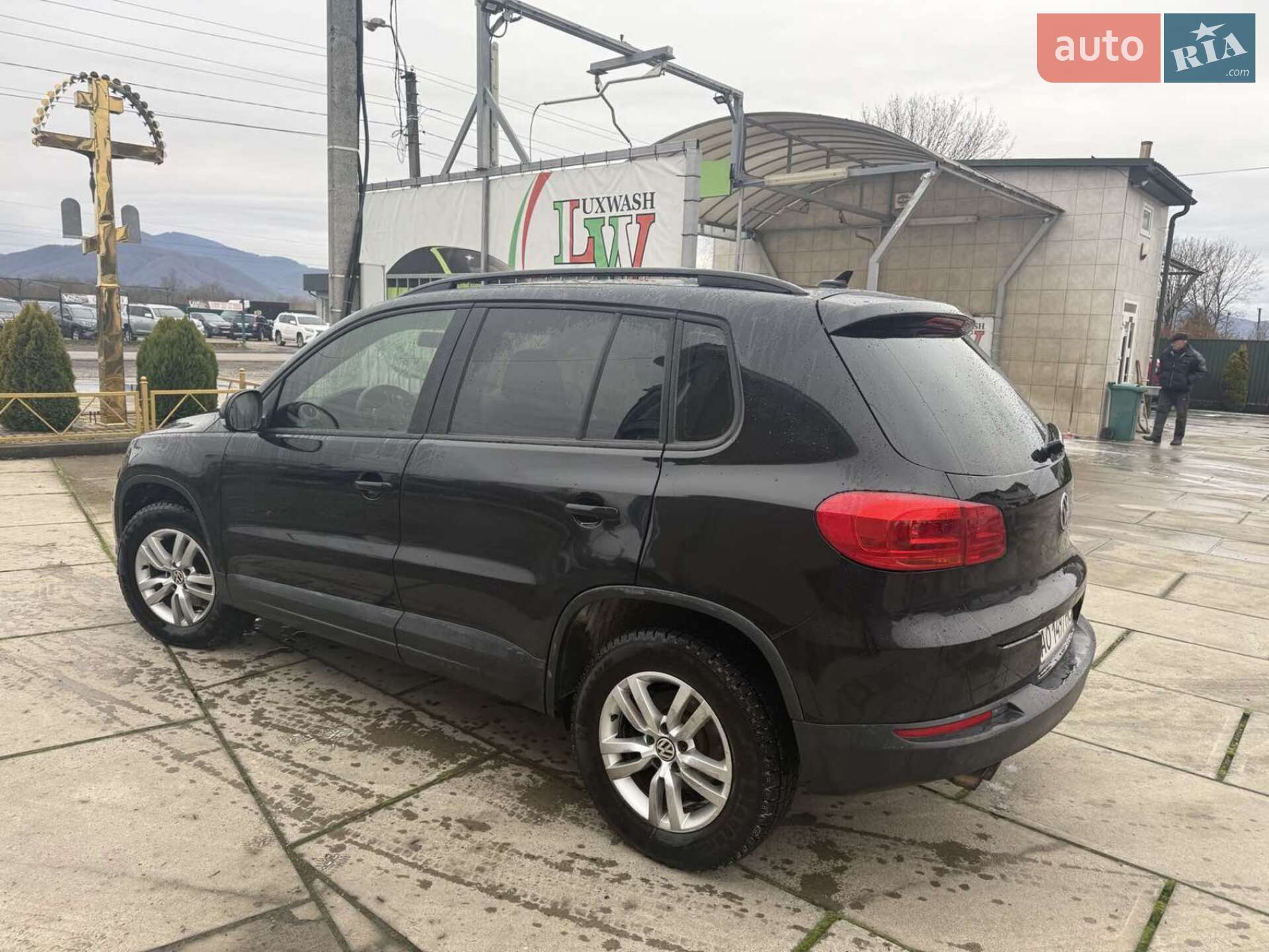 Volkswagen Tiguan 2015 VIN WVGBV7AX0FW575697 фото оголошення 3 з 30