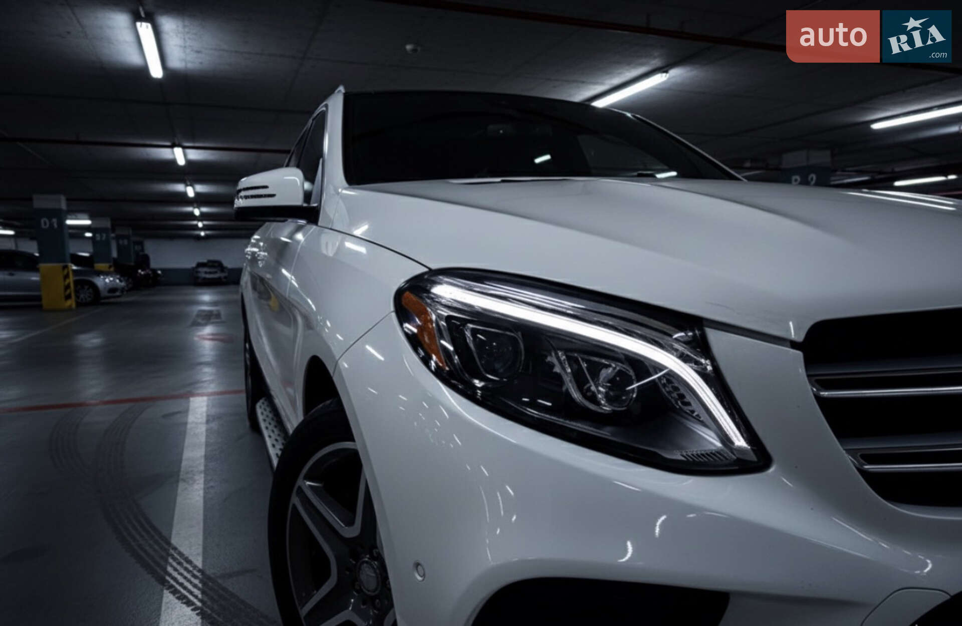 Mercedes-Benz GLE-Class 2016 VIN 4JGDA2EB8GA734549 фото оголошення 5 з 17