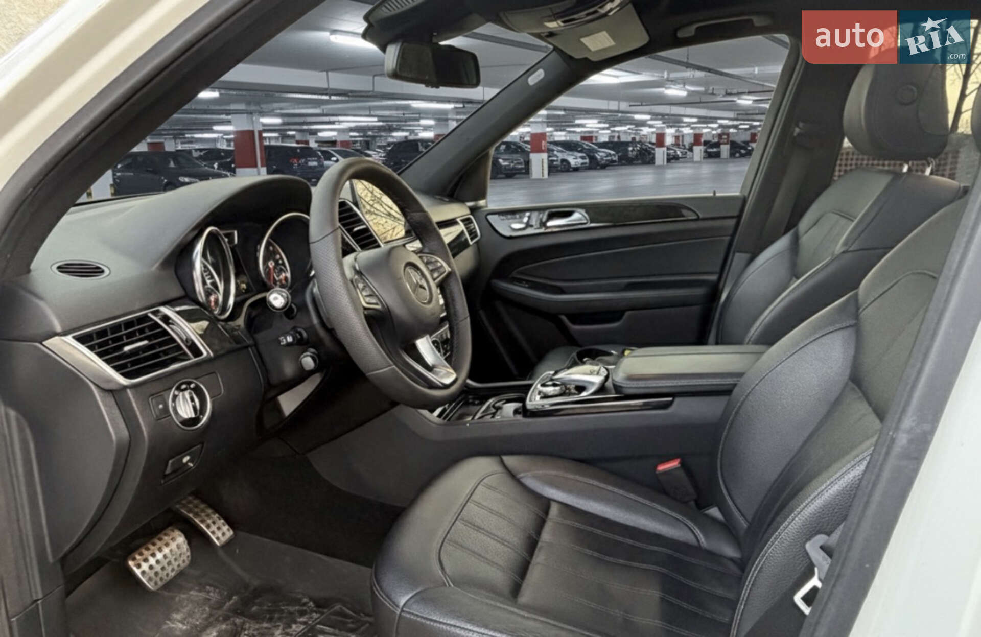 Mercedes-Benz GLE-Class 2016 VIN 4JGDA2EB8GA734549 фото оголошення 6 з 17