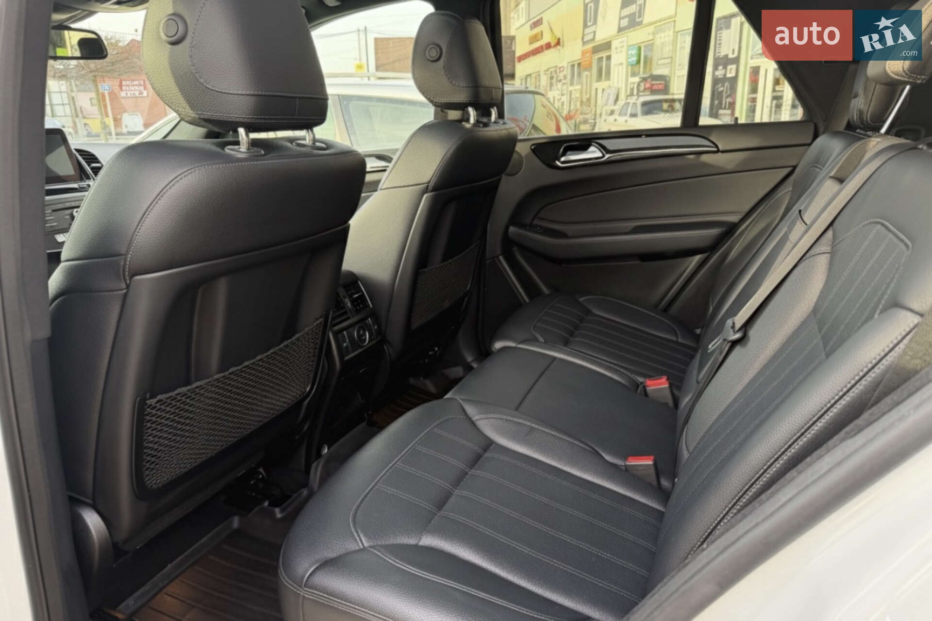 Mercedes-Benz GLE-Class 2016 VIN 4JGDA2EB8GA734549 фото оголошення 13 з 17