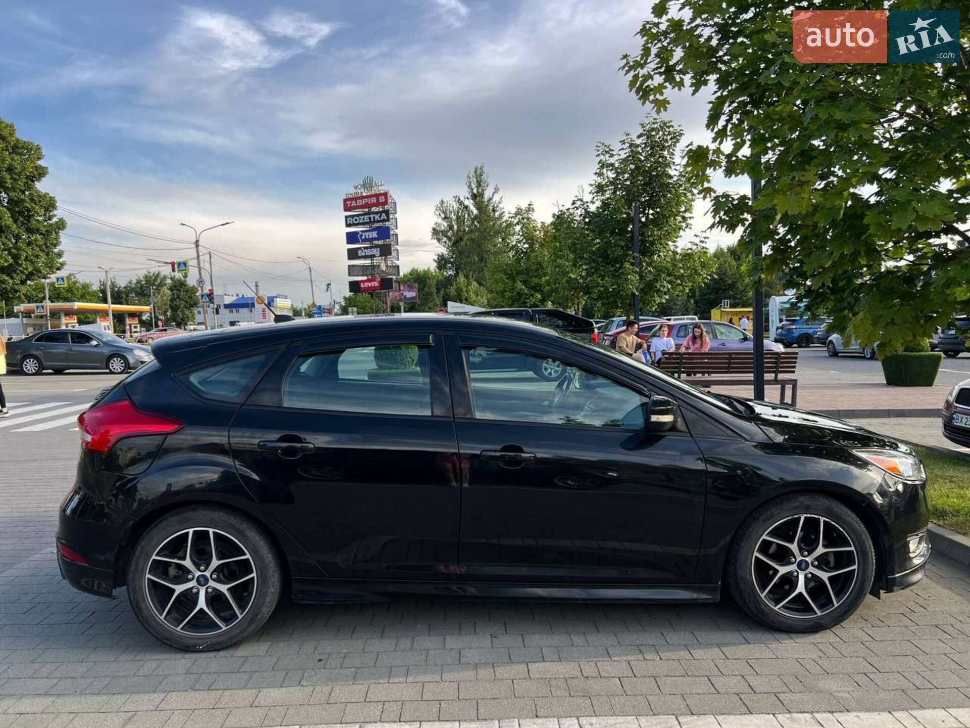 Ford Focus 2015 VIN 1FADP3K27FL381145 фото оголошення 3 з 7