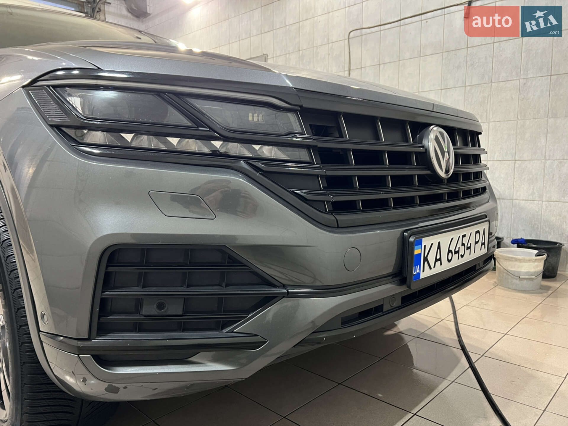Volkswagen Touareg 2018 VIN WVGZZZCRZKD007099 фото оголошення 5 з 68