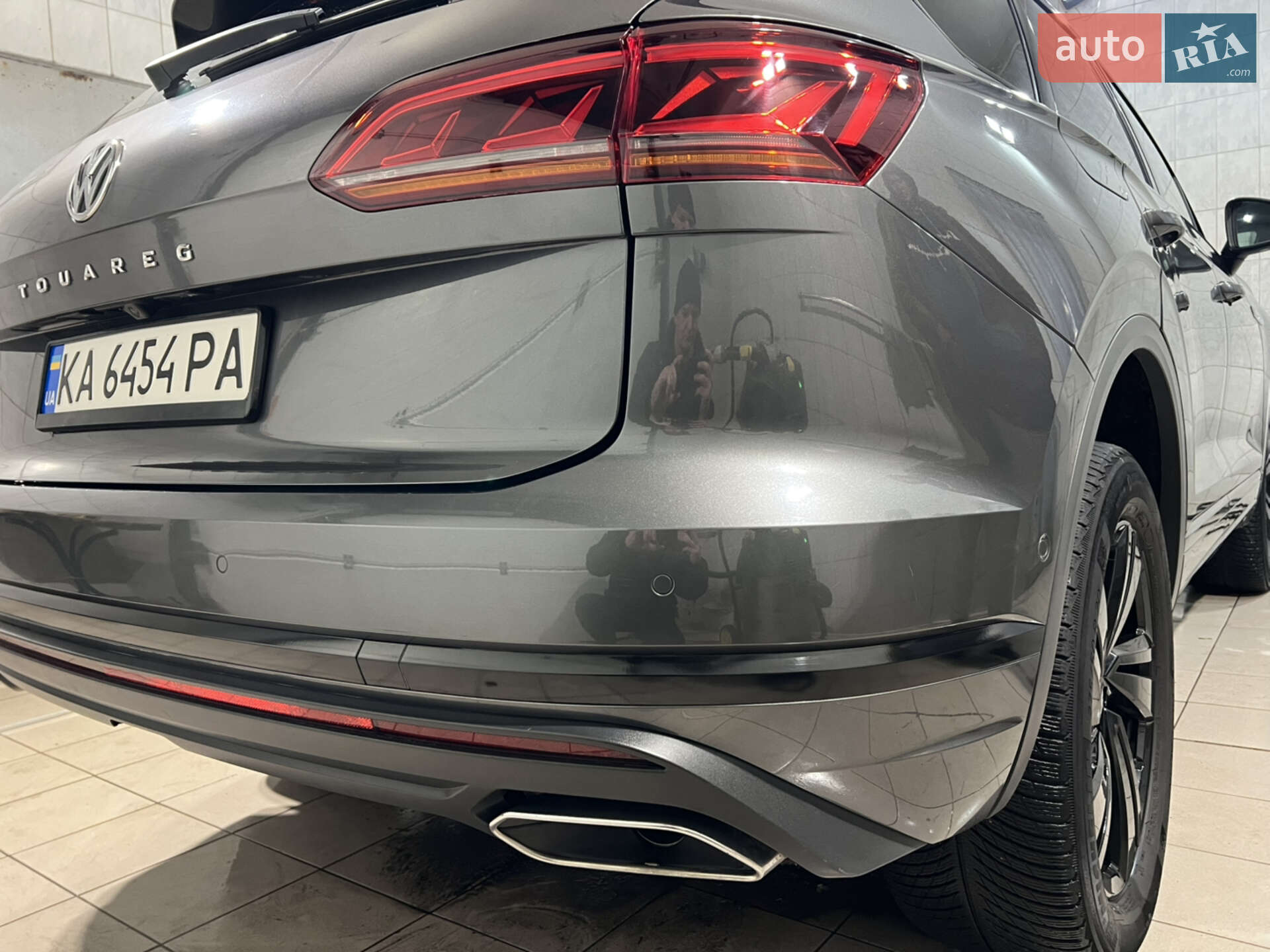 Volkswagen Touareg 2018 VIN WVGZZZCRZKD007099 фото оголошення 8 з 68