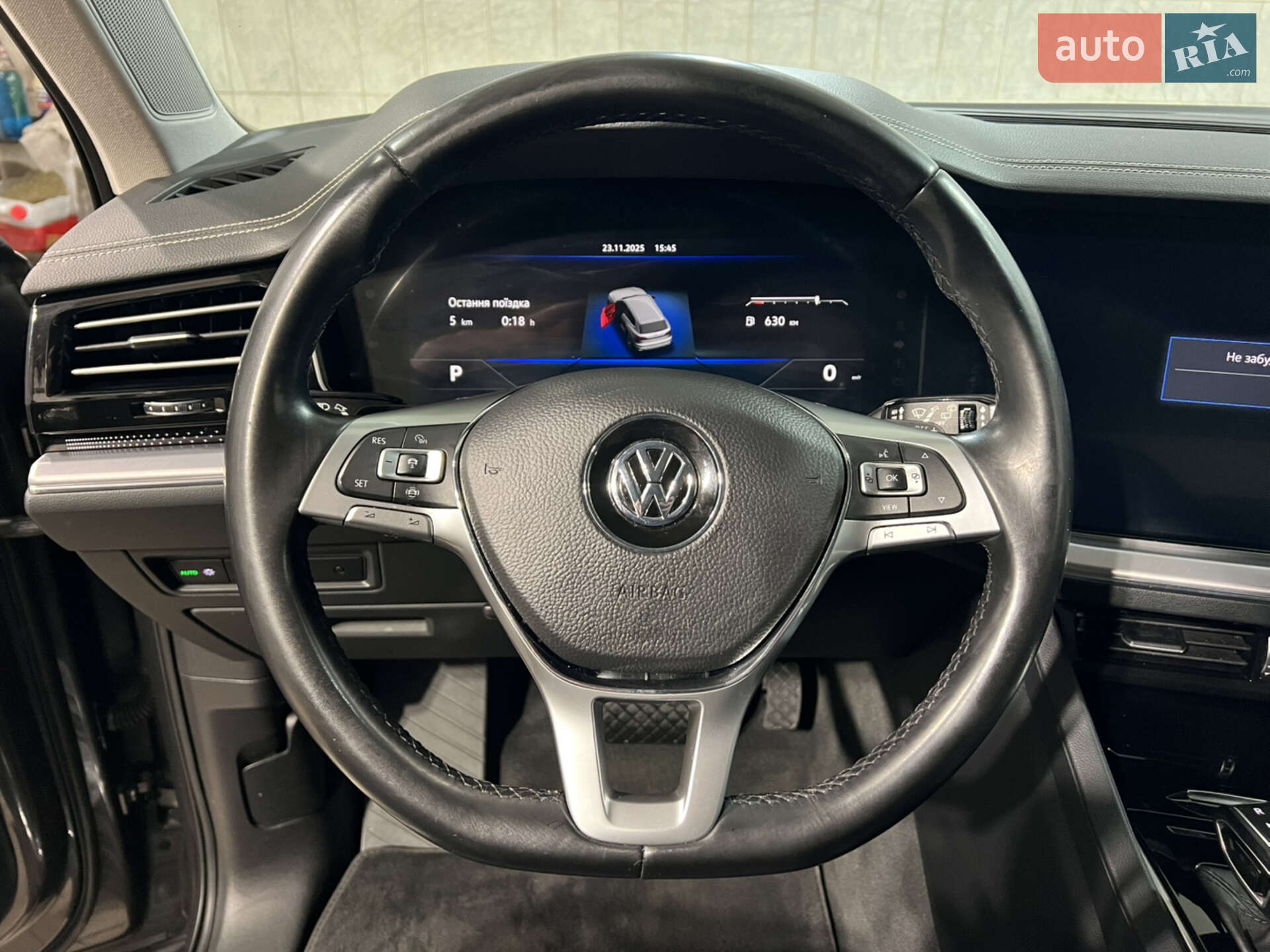 Volkswagen Touareg 2018 VIN WVGZZZCRZKD007099 фото оголошення 35 з 68