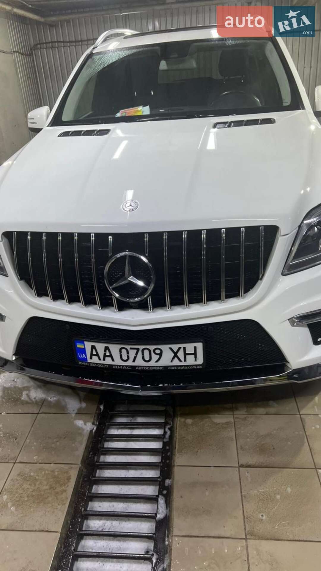 Mercedes-Benz GL-Class 2015 VIN WDC1668241A590973 фото оголошення 3 з 64