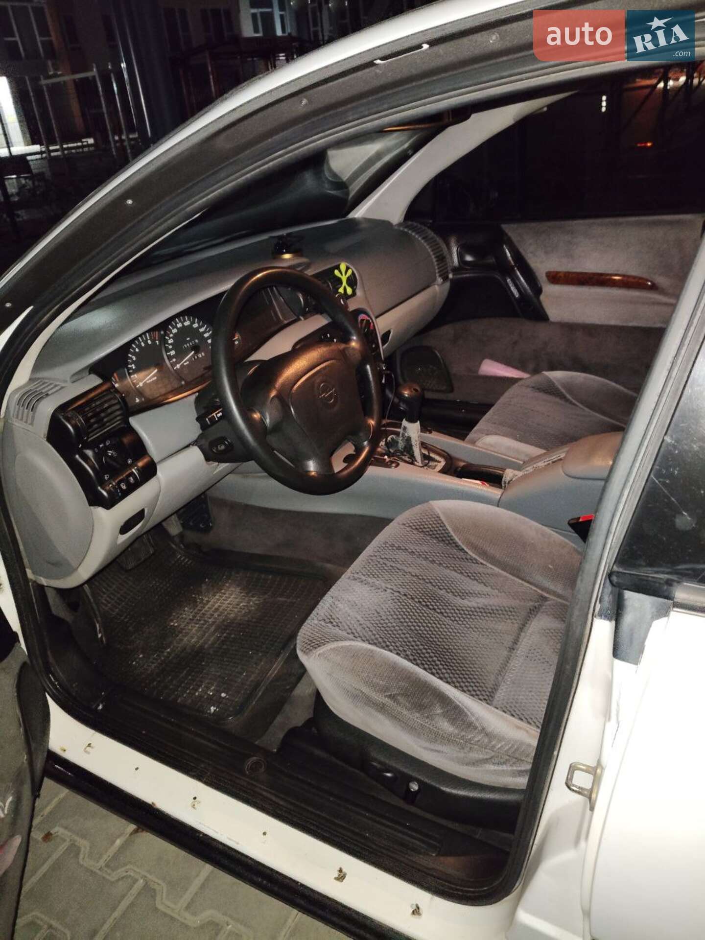 Opel Omega 1995 VIN W0L000025S1158871 фото оголошення 4 з 9