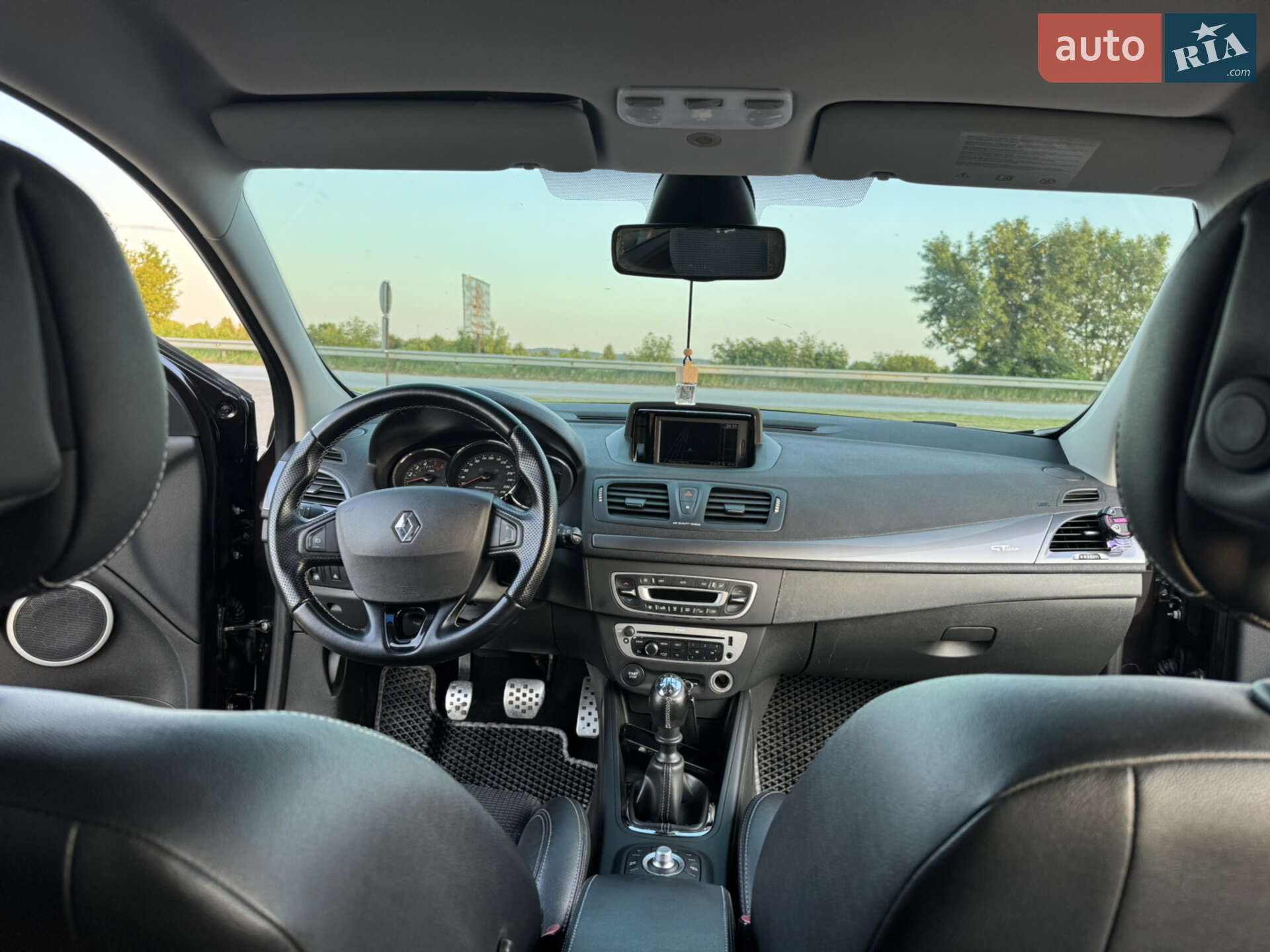 Renault Megane 2012 VIN VF1KZ140647615948 фото оголошення 4 з 6