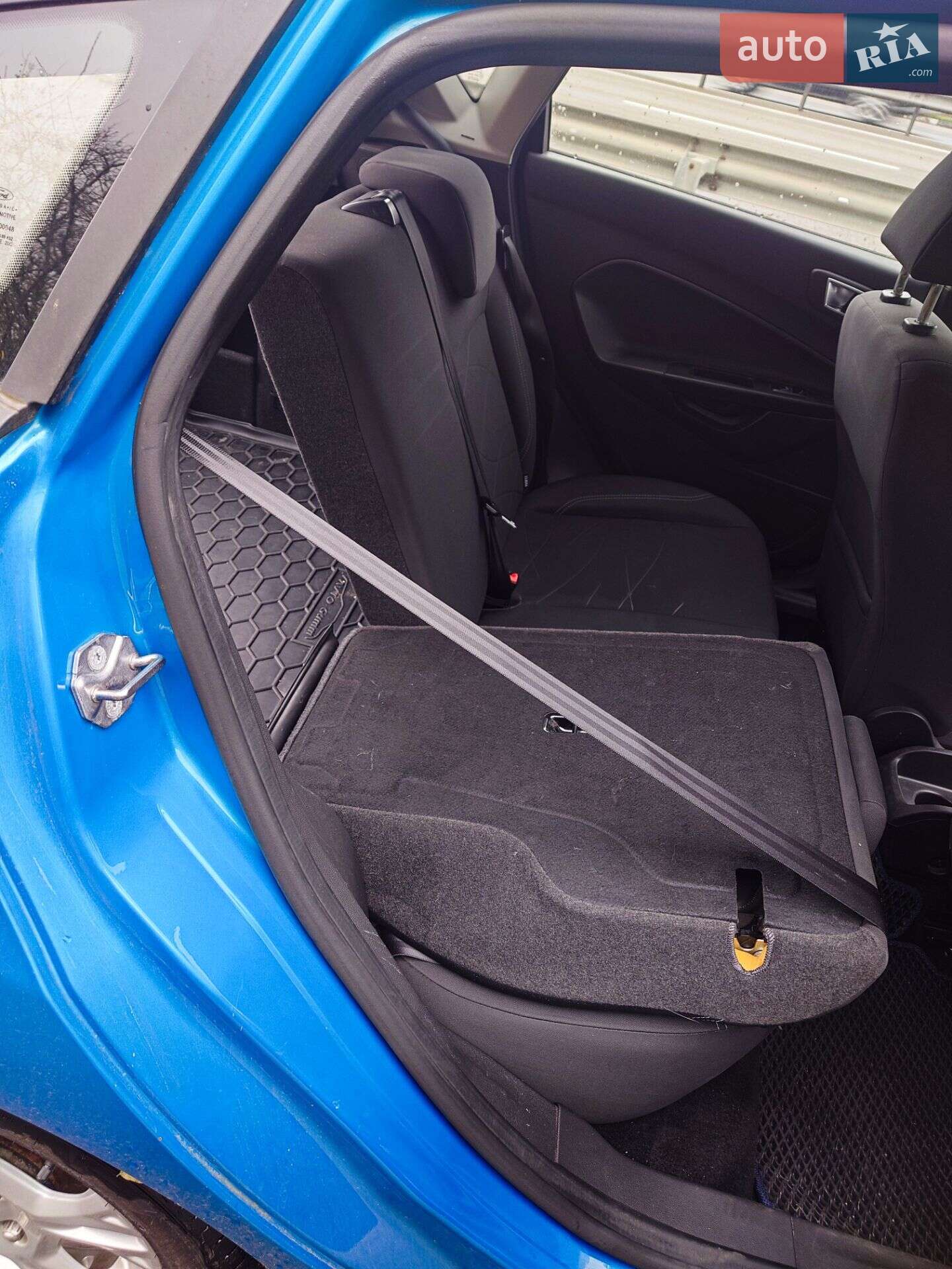 Ford Fiesta 2016 VIN WF0DXXGAKDGL72547 фото оголошення 7 з 16