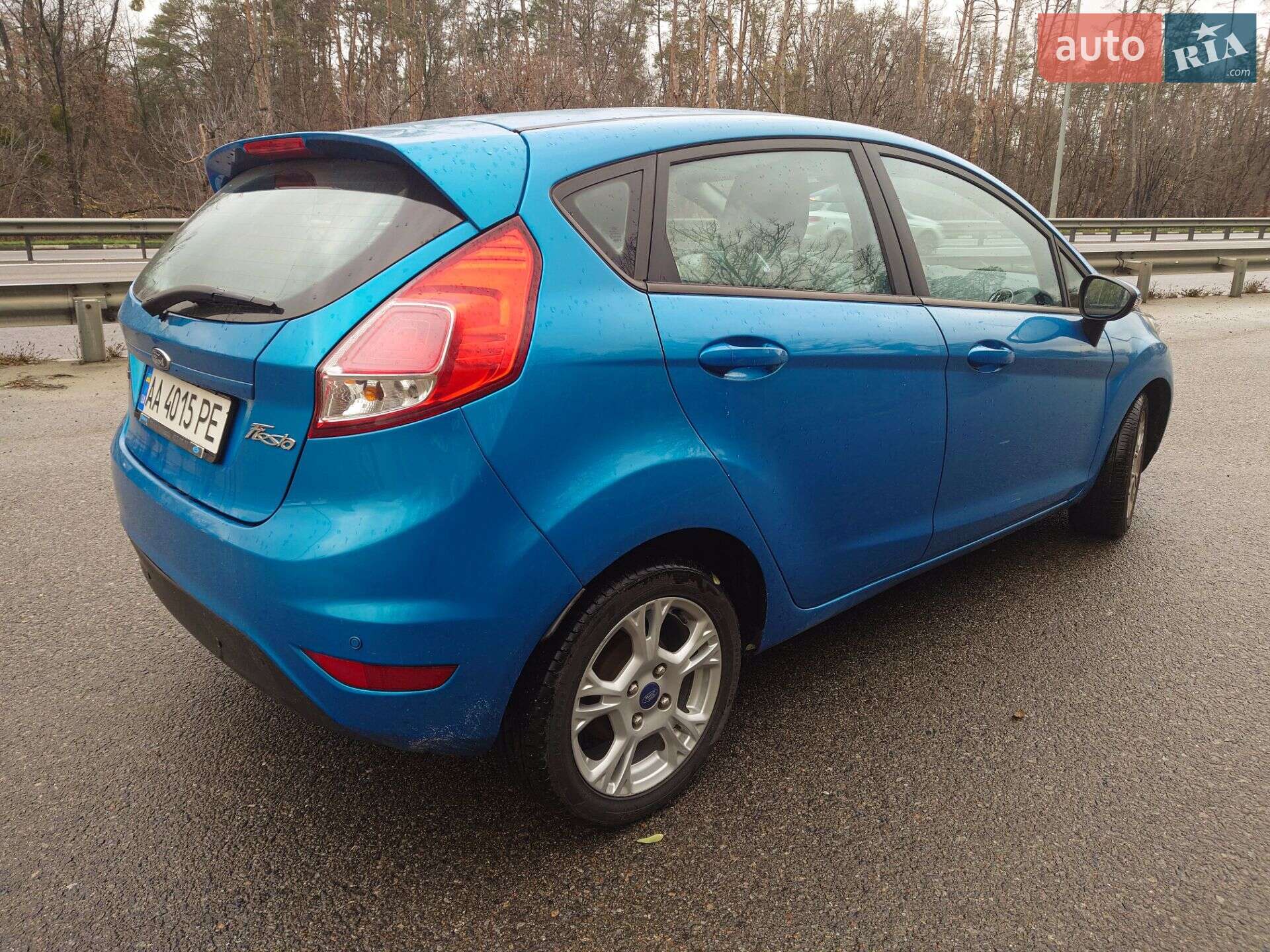 Ford Fiesta 2016 VIN WF0DXXGAKDGL72547 фото оголошення 2 з 16
