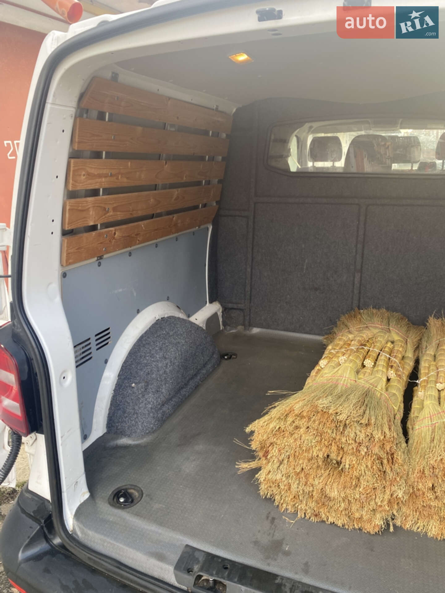 Volkswagen Transporter 2018 VIN WV1ZZZ7HZKH001459 фото оголошення 22 з 23
