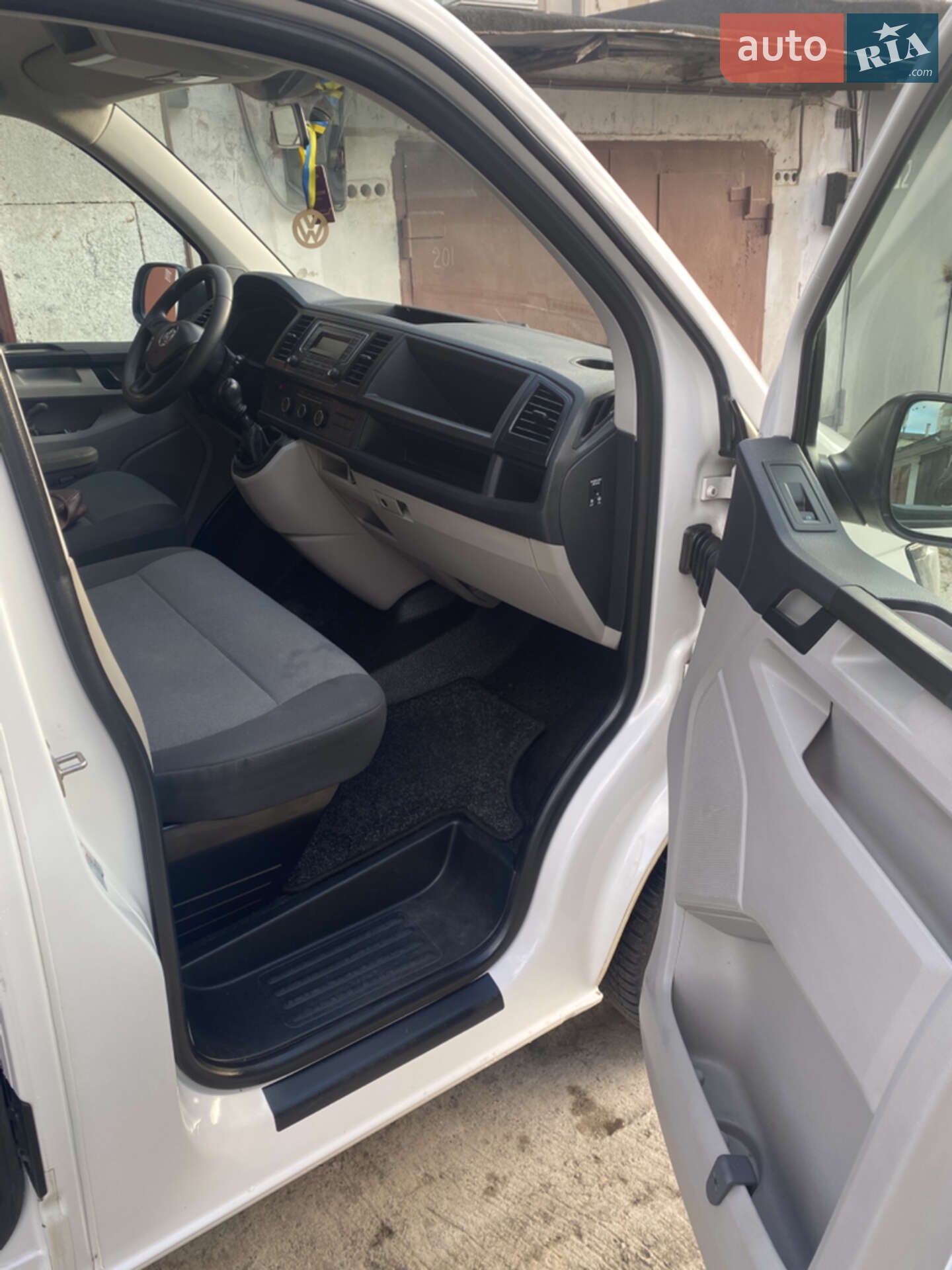 Volkswagen Transporter 2018 VIN WV1ZZZ7HZKH001459 фото оголошення 21 з 21