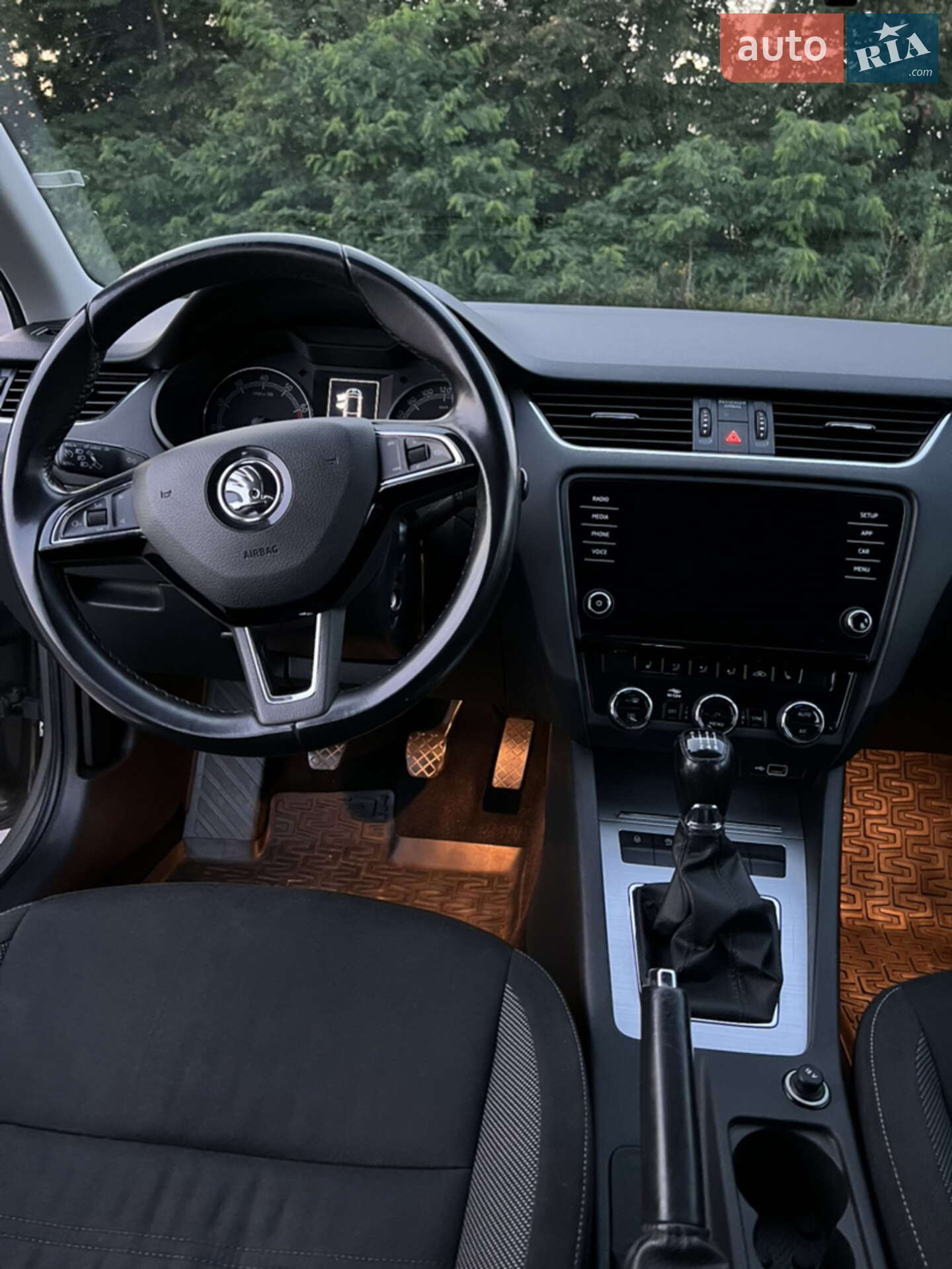 Skoda Octavia 2018 VIN TMBJR7NE1K0099034 фото оголошення 22 з 27
