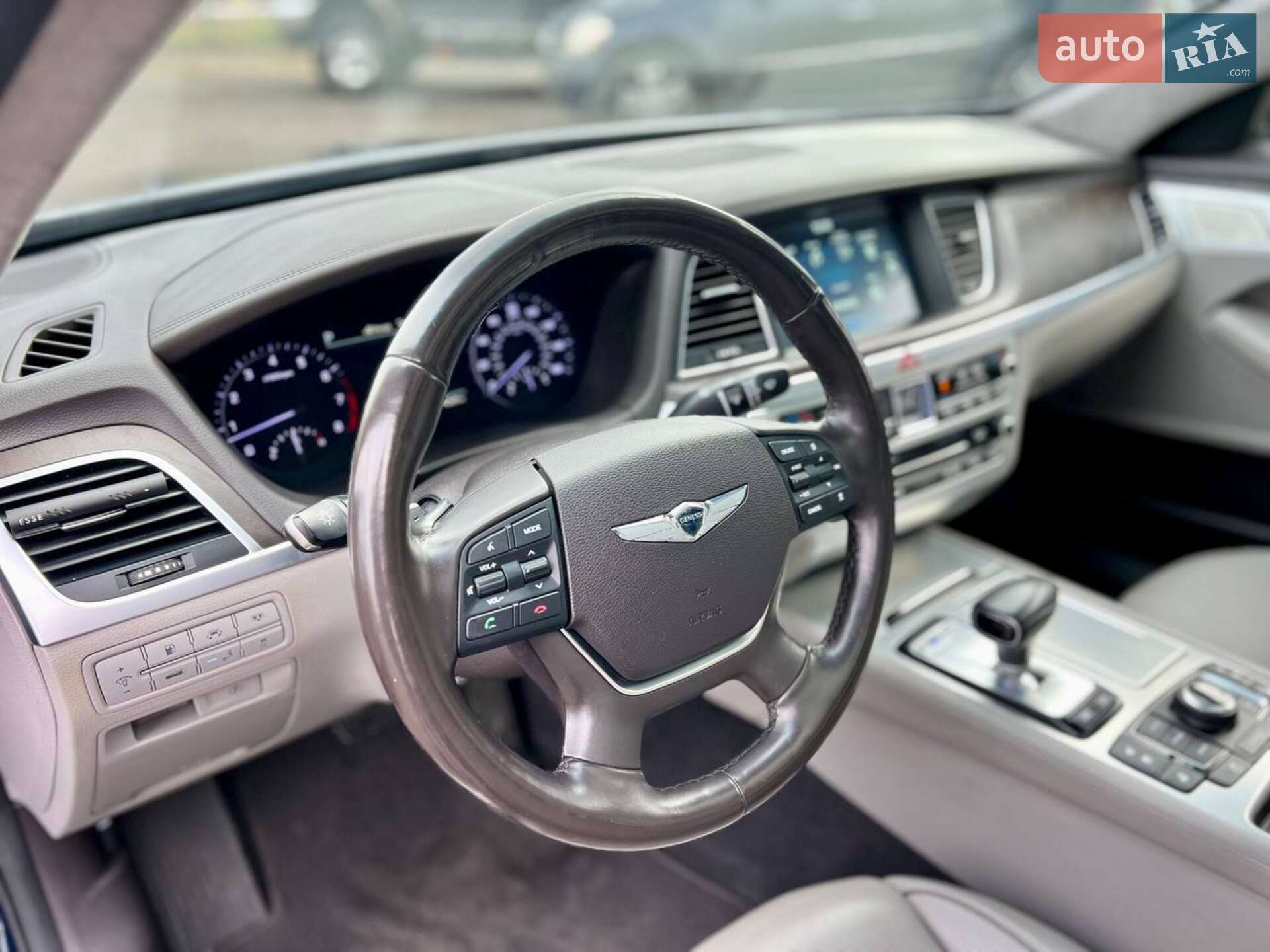 Genesis G80 2018 VIN KMTFN4JF4KU310140 фото оголошення 28 з 53
