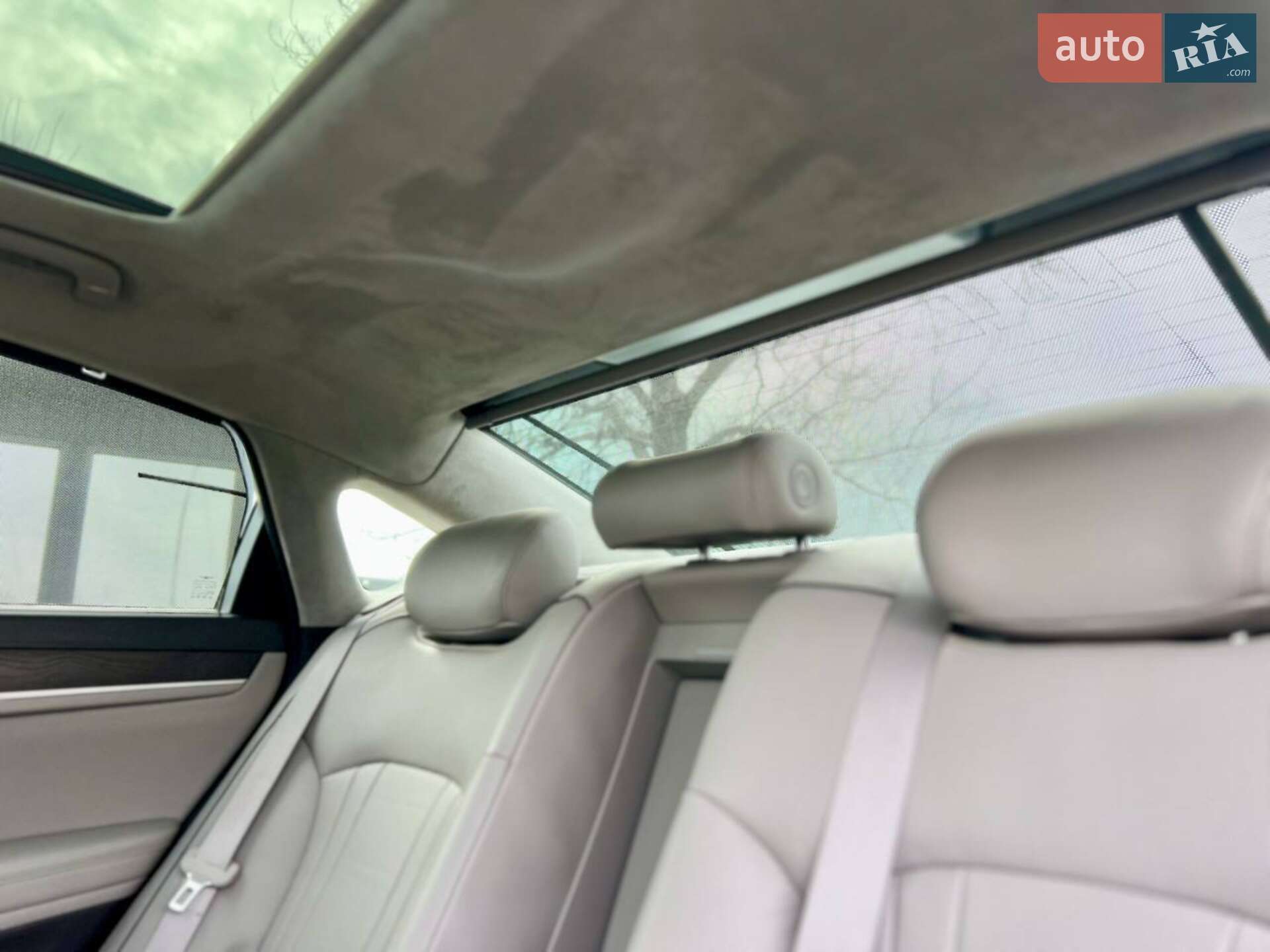 Genesis G80 2018 VIN KMTFN4JF4KU310140 фото оголошення 40 з 53