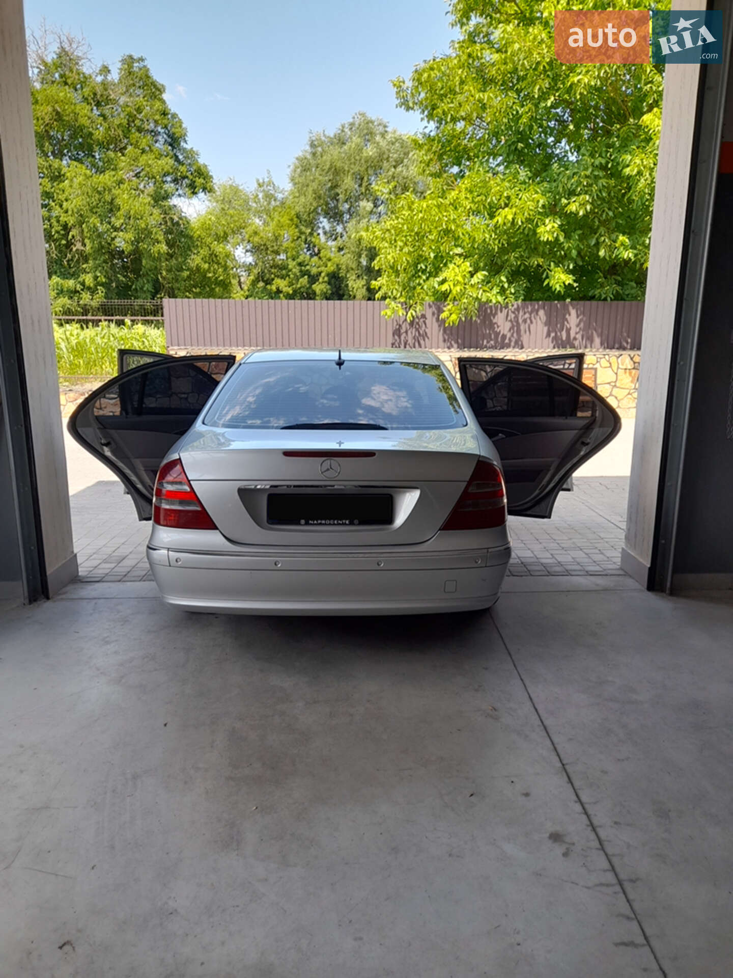Mercedes-Benz E-Class 2005 VIN WDB2110231A760505 фото оголошення 9 з 20