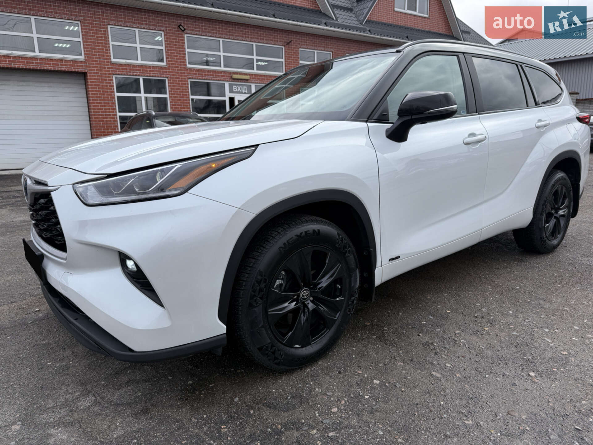 Toyota Highlander 2022 VIN 5TDABRCHXPS567053 фото оголошення 8 з 30
