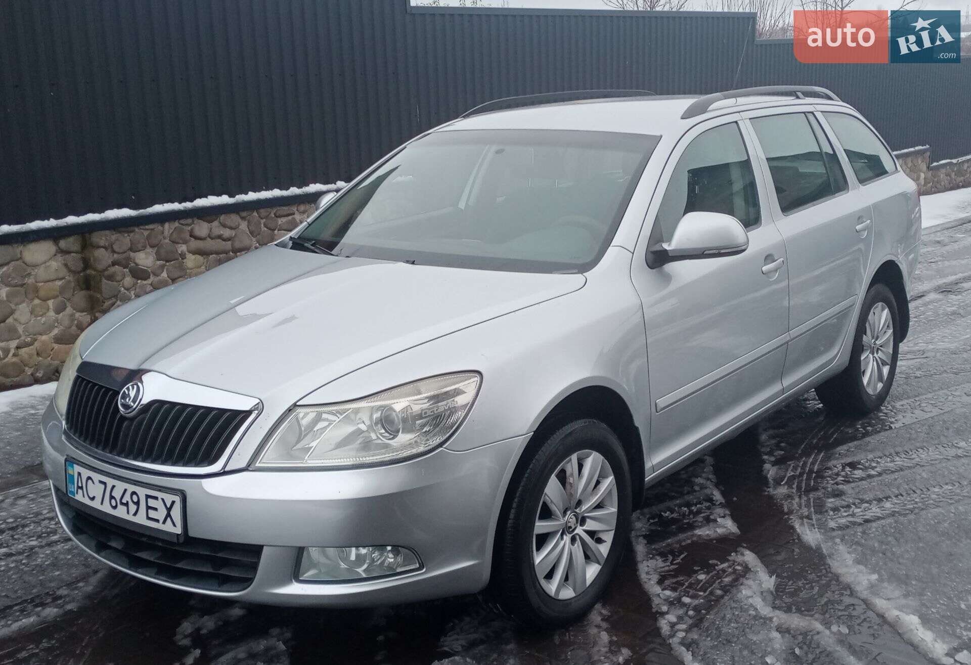Skoda Octavia 2009 VIN TMBKS61Z292039032 фото оголошення 6 з 8